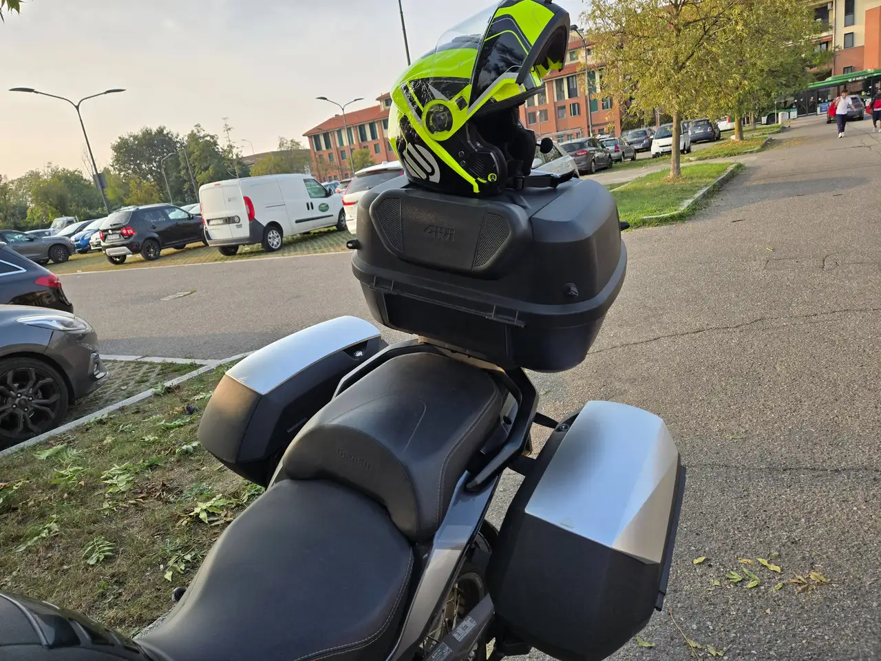 Benelli TRK 502