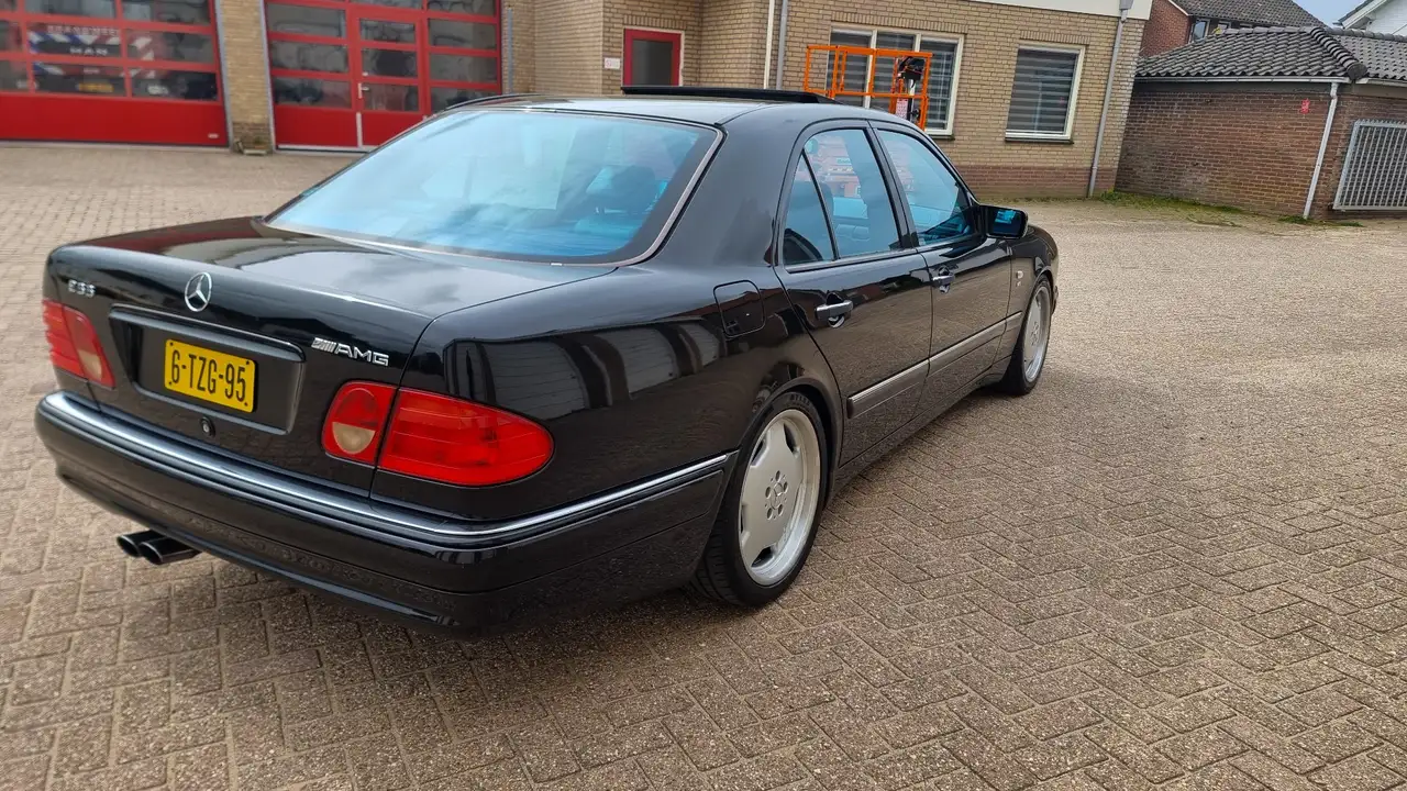 Mercedes-Benz E 55 AMG, foto 5
