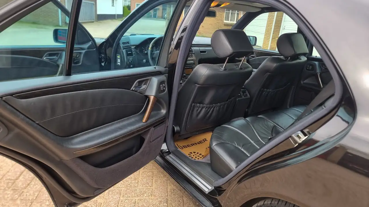 Mercedes-Benz E 55 AMG, foto 10