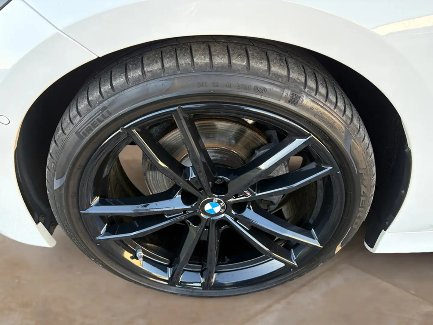 BMW 320 i Touring M Sport + 2Jahre-BPS.-GARANTIE Weiß - 2