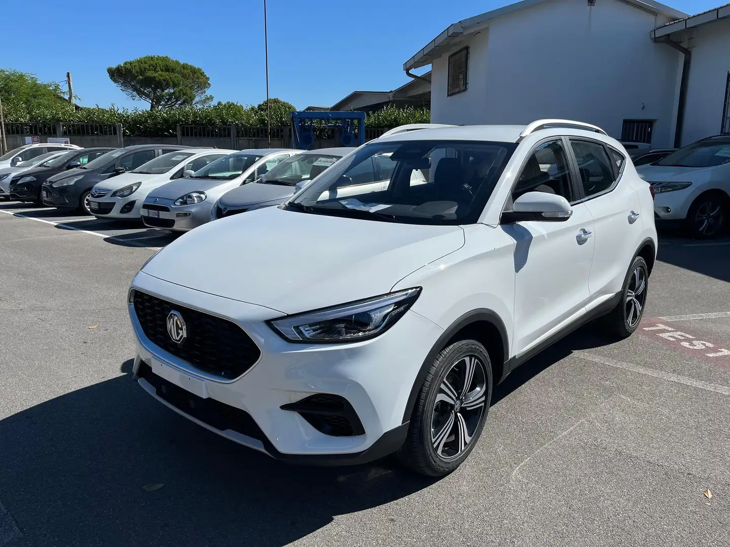 MG ZS Classic 1.5 VTi-tech Comfort Blanc - 1