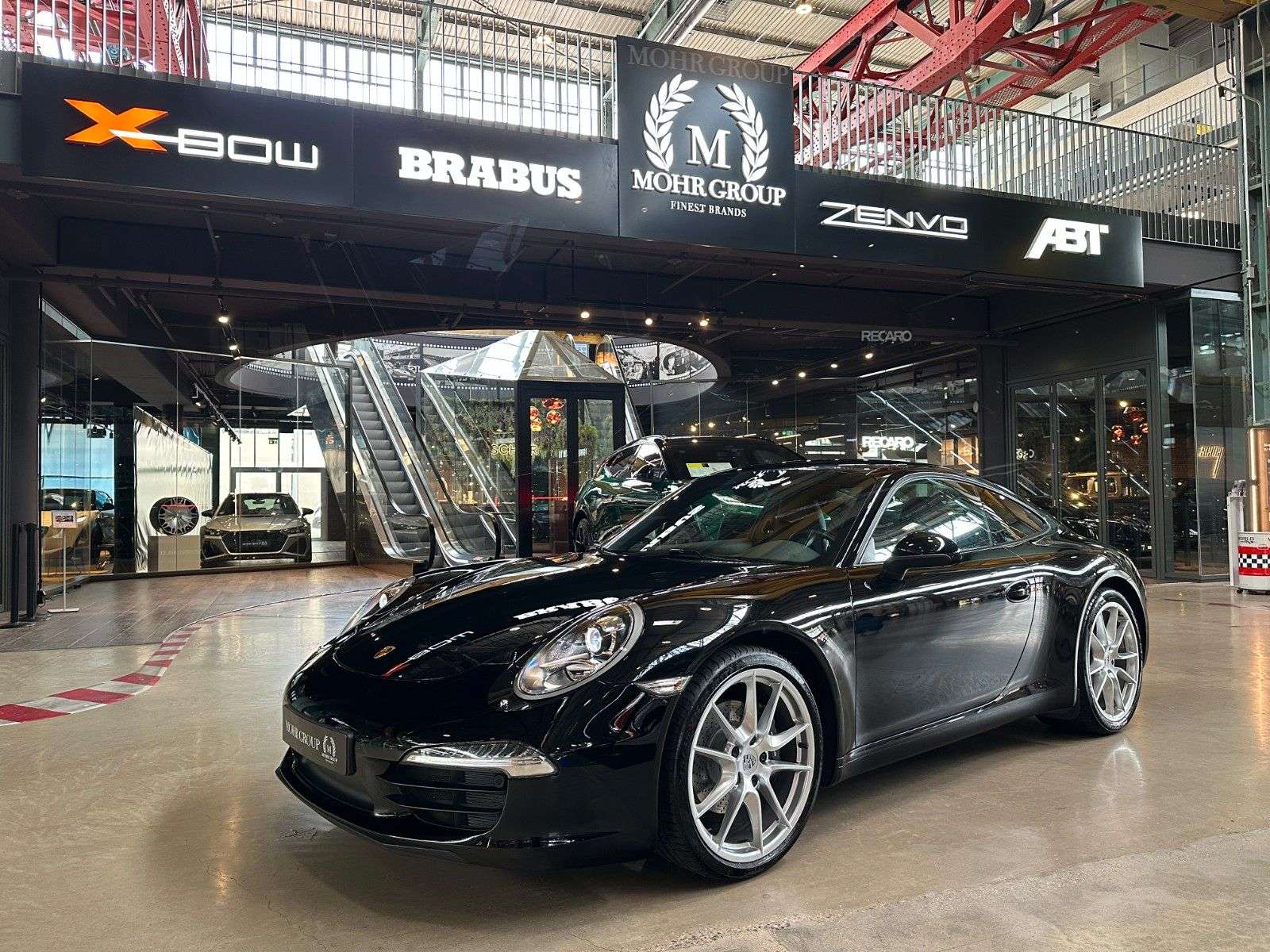 Second hand Porsche 911 