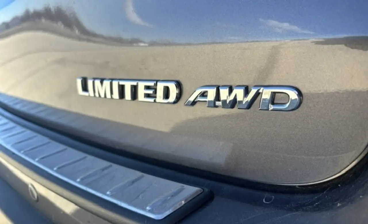 Toyota Highlander снимка Toyota Highlander