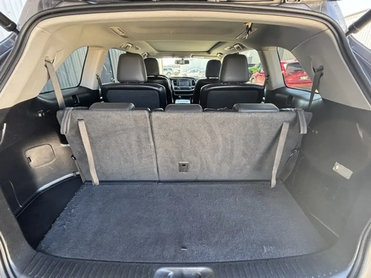Toyota Highlander снимка Toyota Highlander
