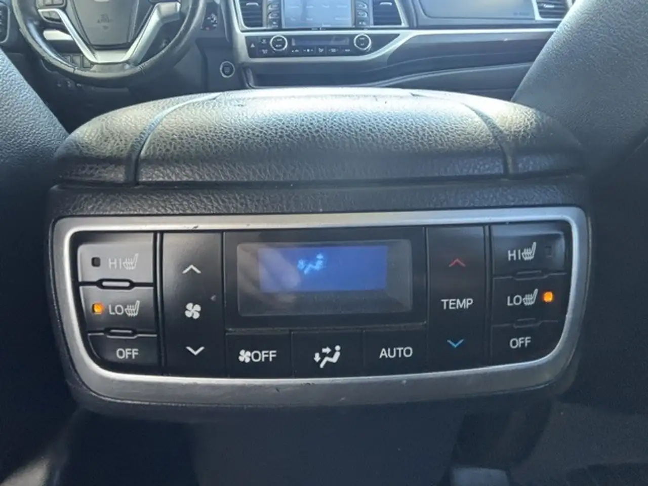 Toyota Highlander снимка Toyota Highlander