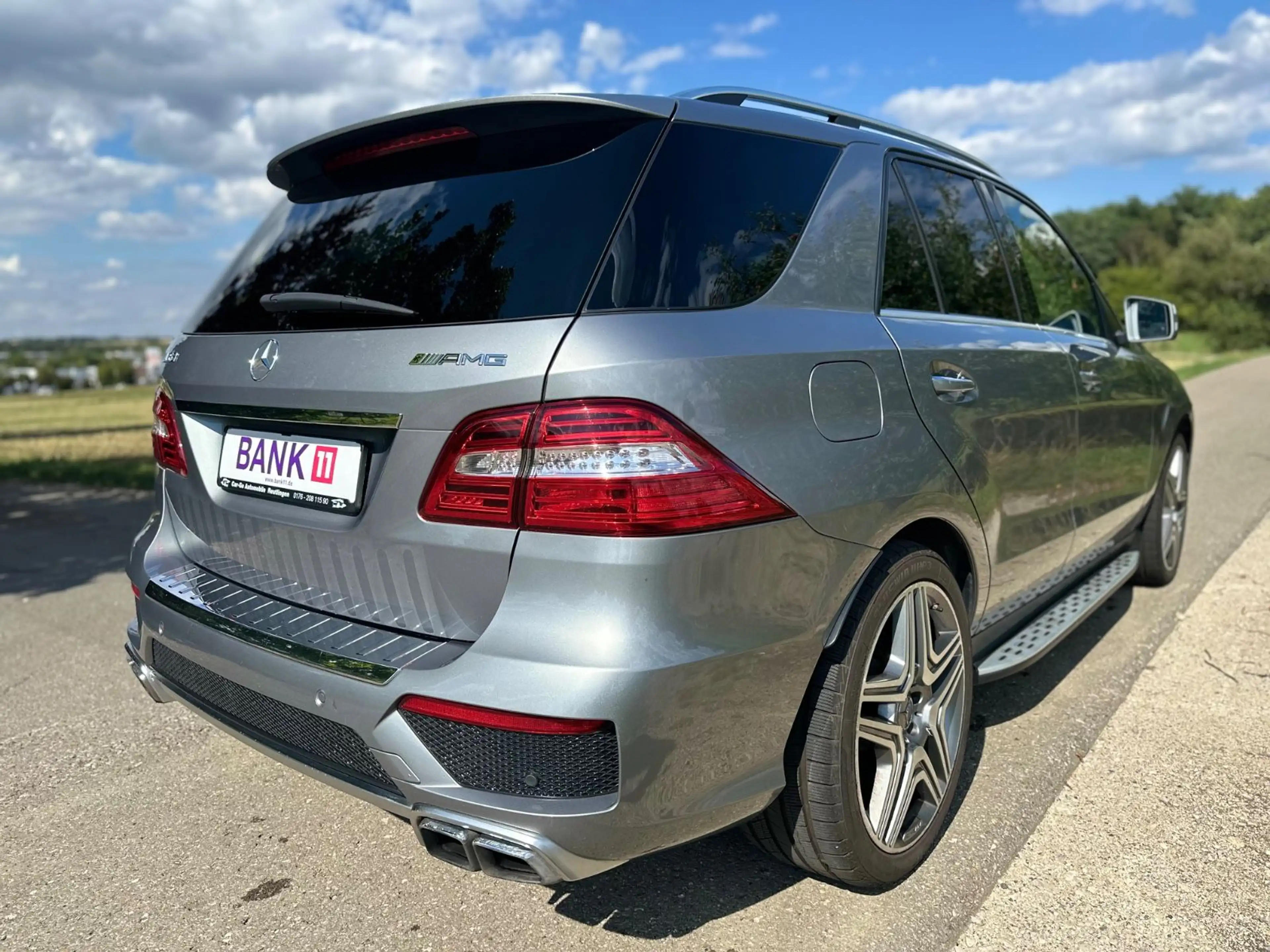 Mercedes-Benz ML 63 AMG 4Matic*Vollausstattung*AHK*360°*Harman — photo 6