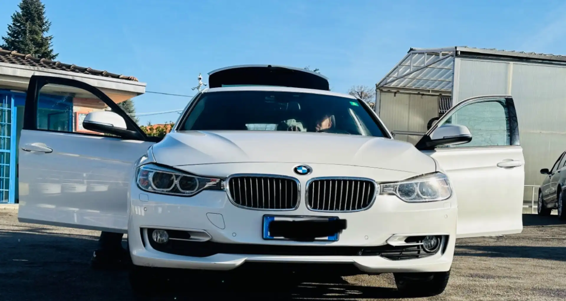 BMW 320 320d Touring xdrive Bianco - 1