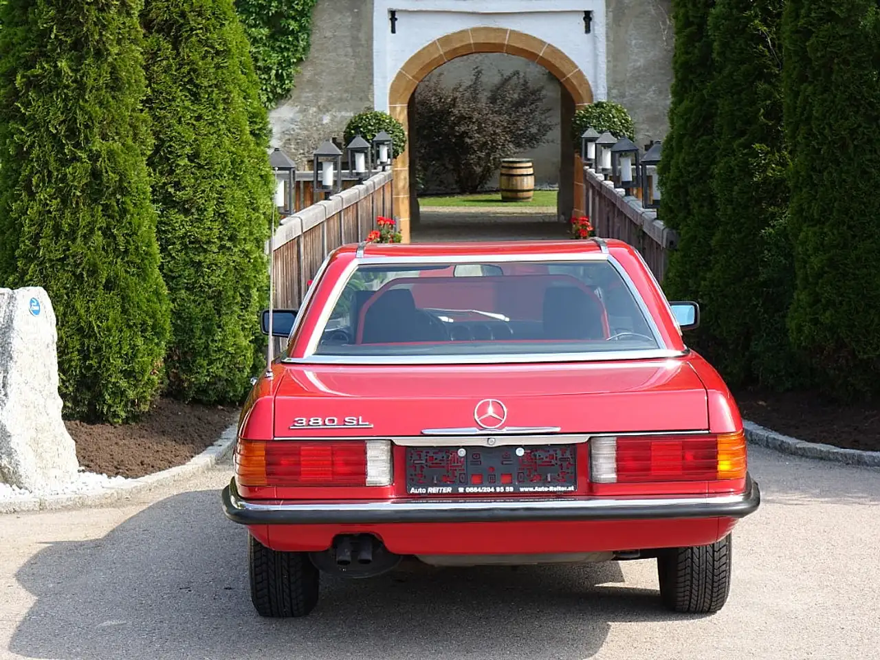Mercedes-Benz 380 SL Roadster R107E38, foto 6