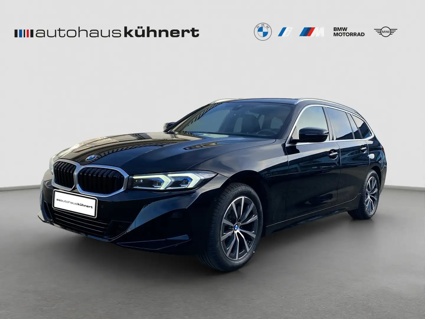 BMW 320 d xDrive touring DrvAss Navi ParkAss RFK DAB PDC Zwart - 1