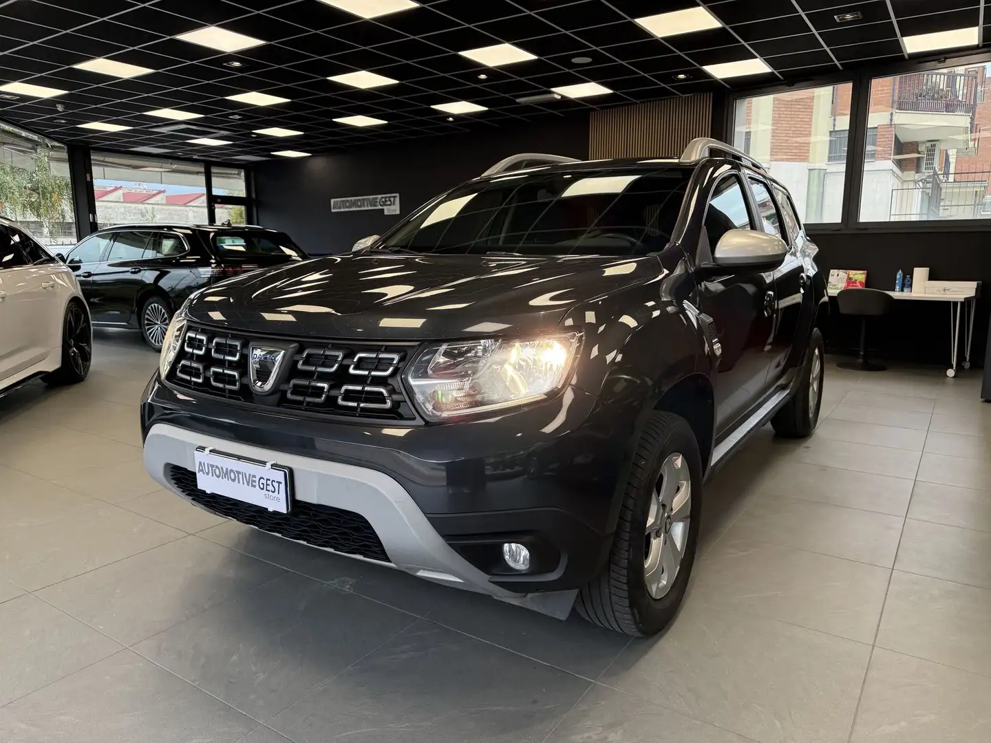 Dacia Duster Duster 1.0 TCe 100 CV ECO-G 4x2 Comfort Gris - 1