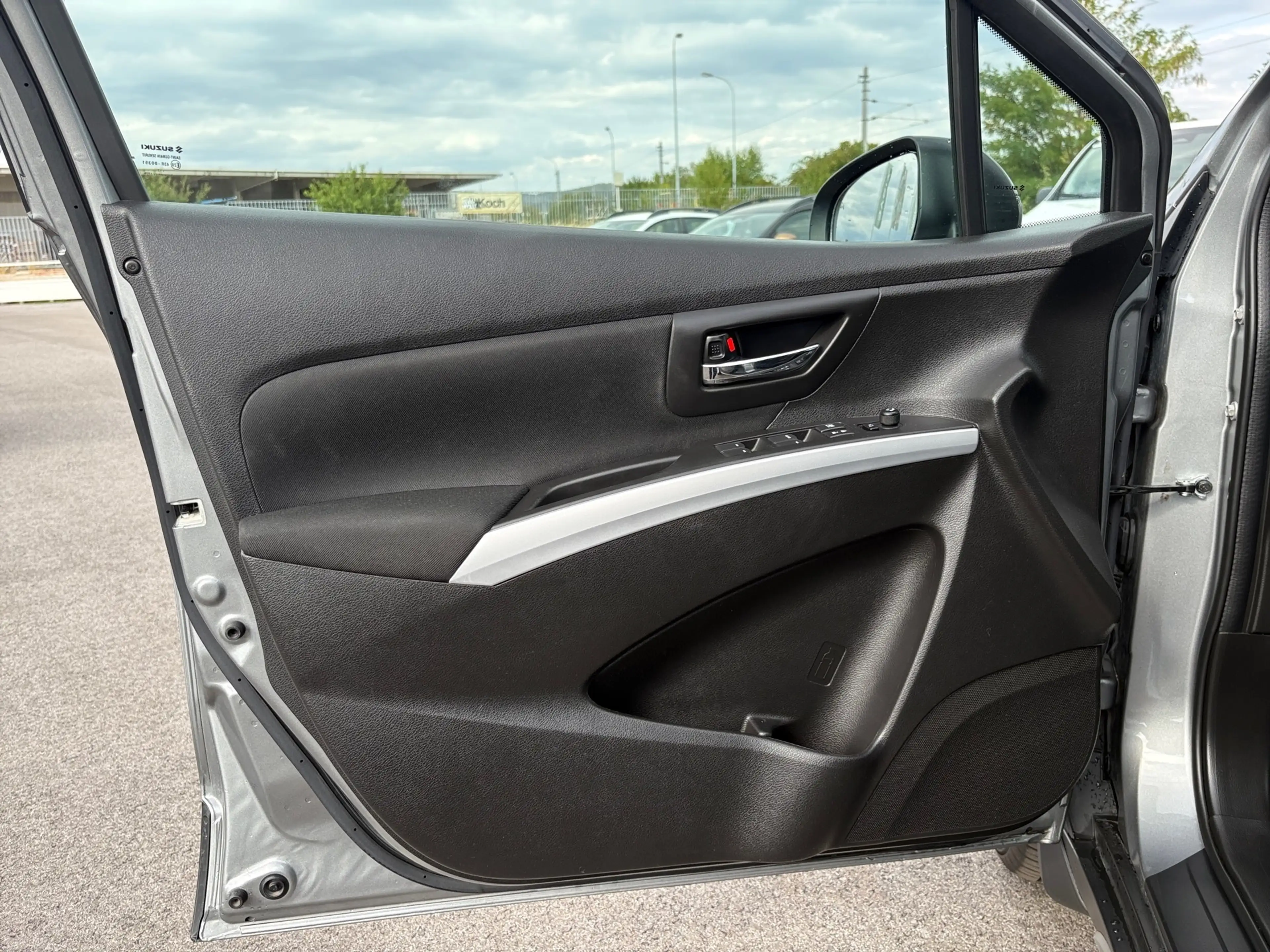 Suzuki SX4 S-Cross SX4 S-Cross 1,6 DDiS — photo 14