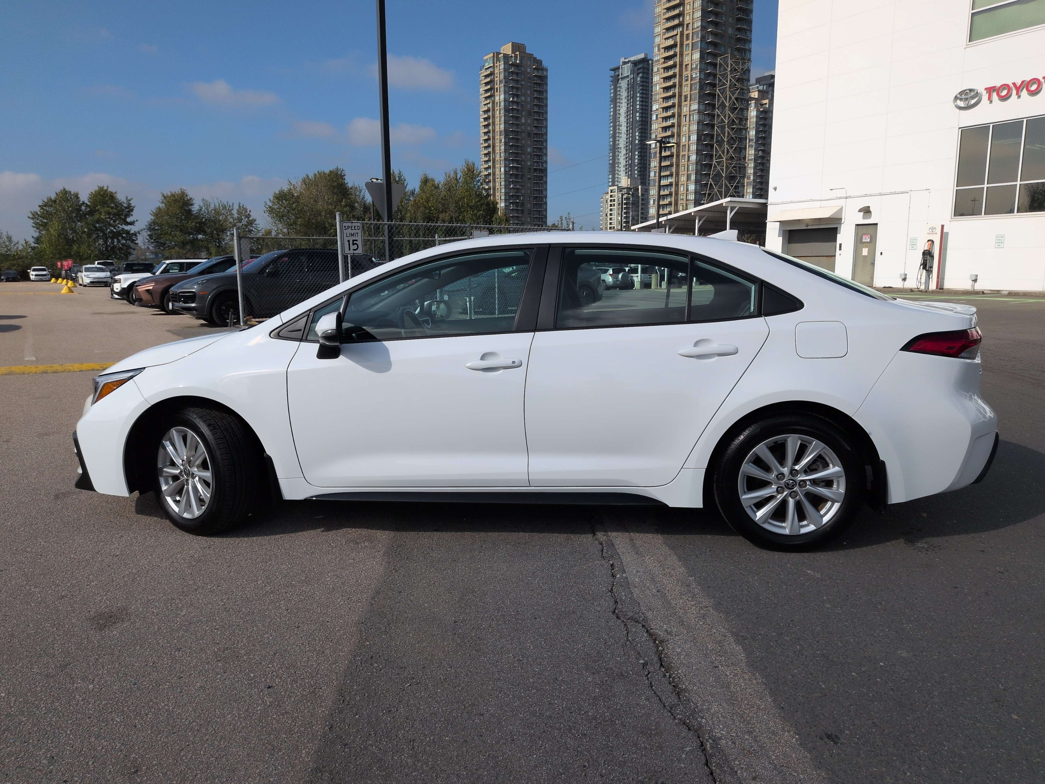 2023 Toyota Corolla Sedan