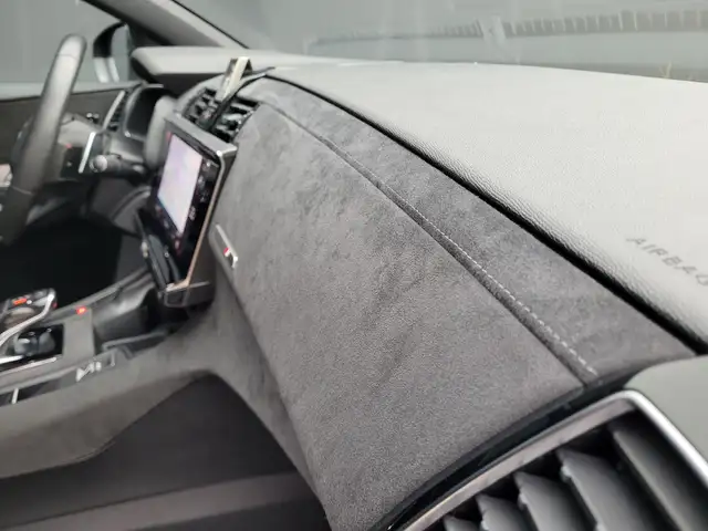 DS Automobiles DS 7 Crossback view 15