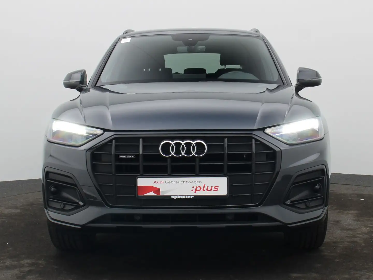 Audi Q5 advanced 40 TDI quattro S-tronic / Navi+, AHK Gris - 2