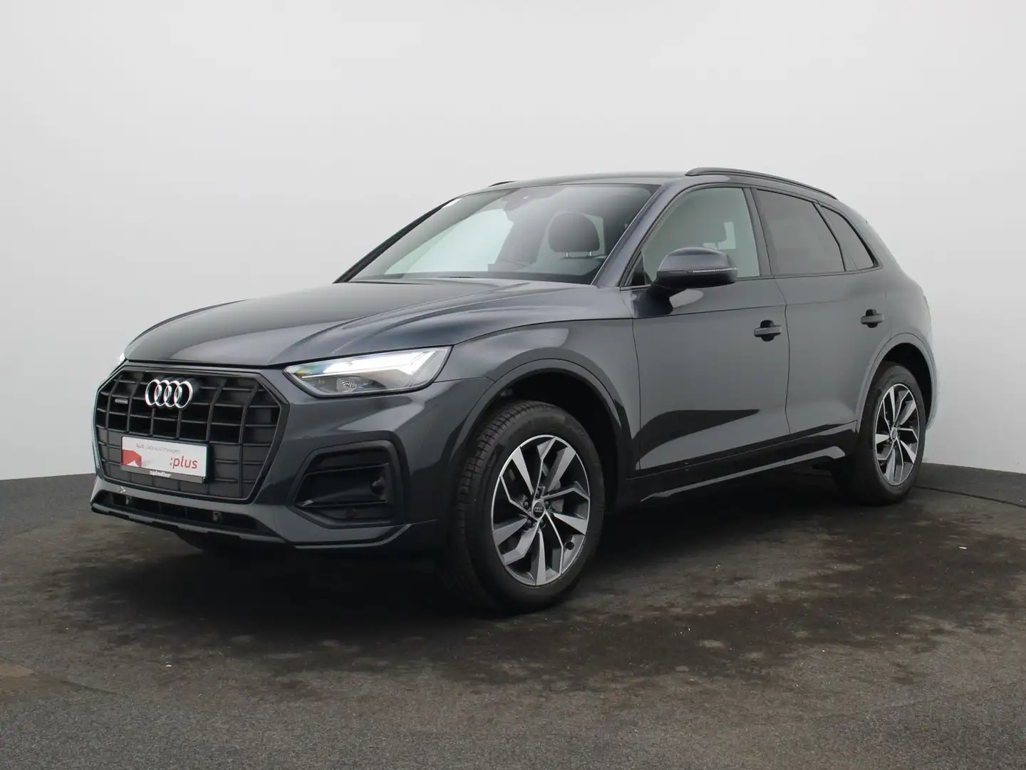 Audi Q5 advanced 40 TDI quattro S-tronic / Navi+, AHK Grijs - 2
