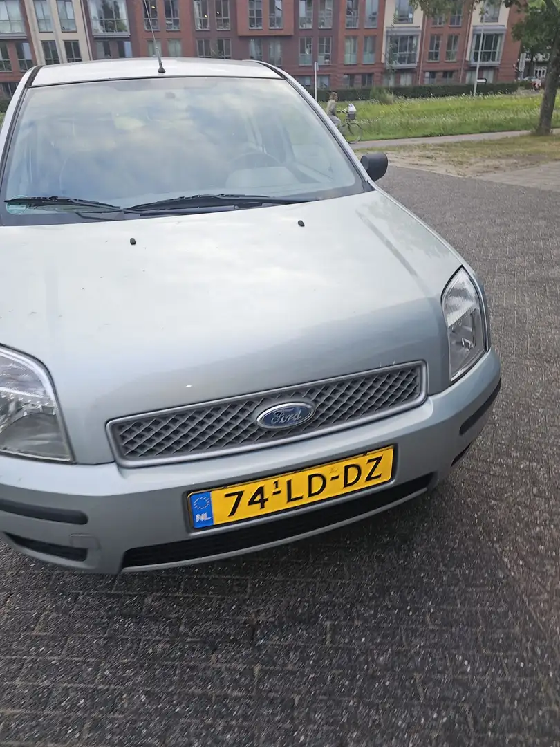 Ford Fusion 1.6-16V First Edition Green - 2