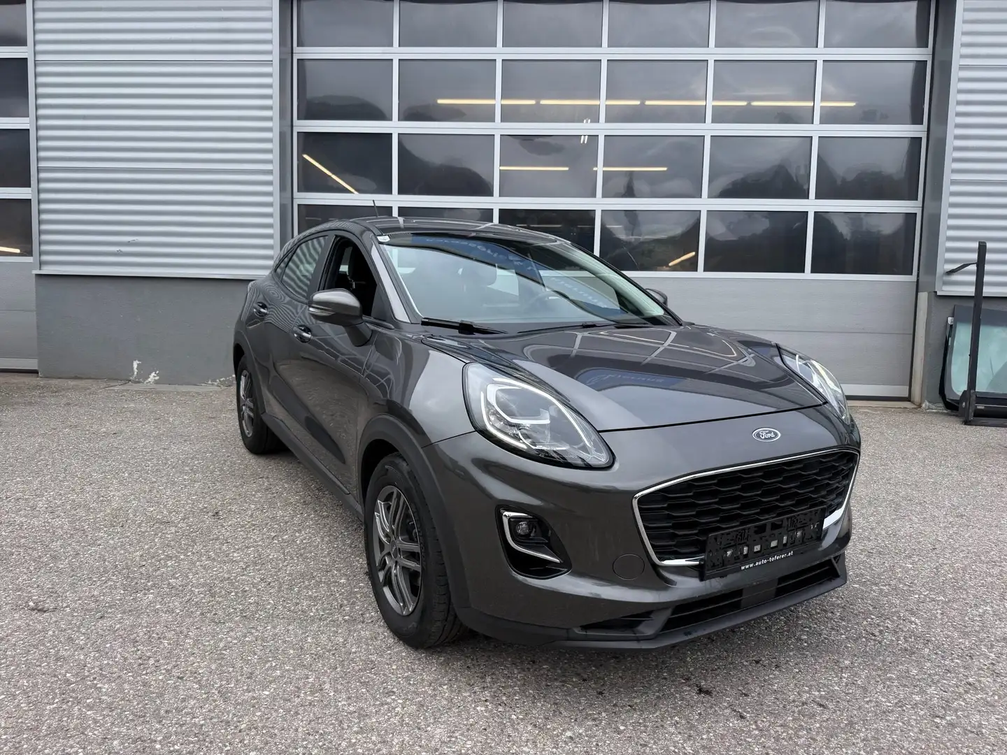 Ford Puma Puma 1,0 EcoBoost Cool Grau - 1