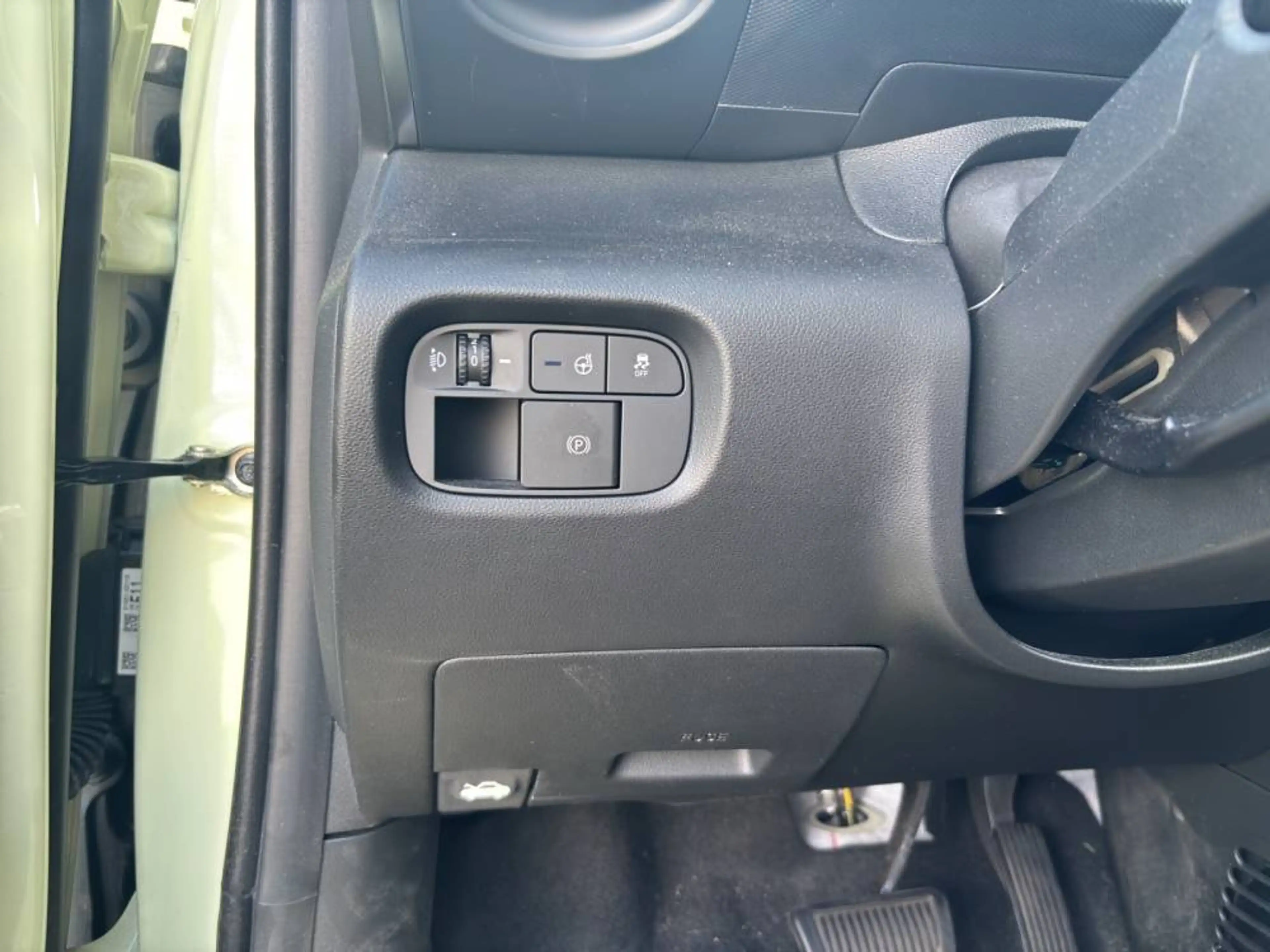Hyundai Inster INSTER 49kWh PRIME 360°KAMERA|FULL-LED|KEY-LESS|17 — photo 15
