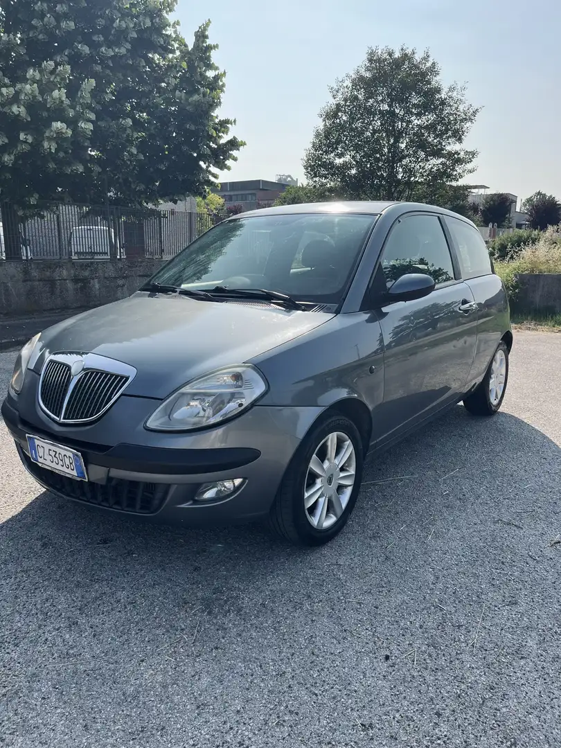 Lancia Ypsilon 1.3 mjt Platino - 1