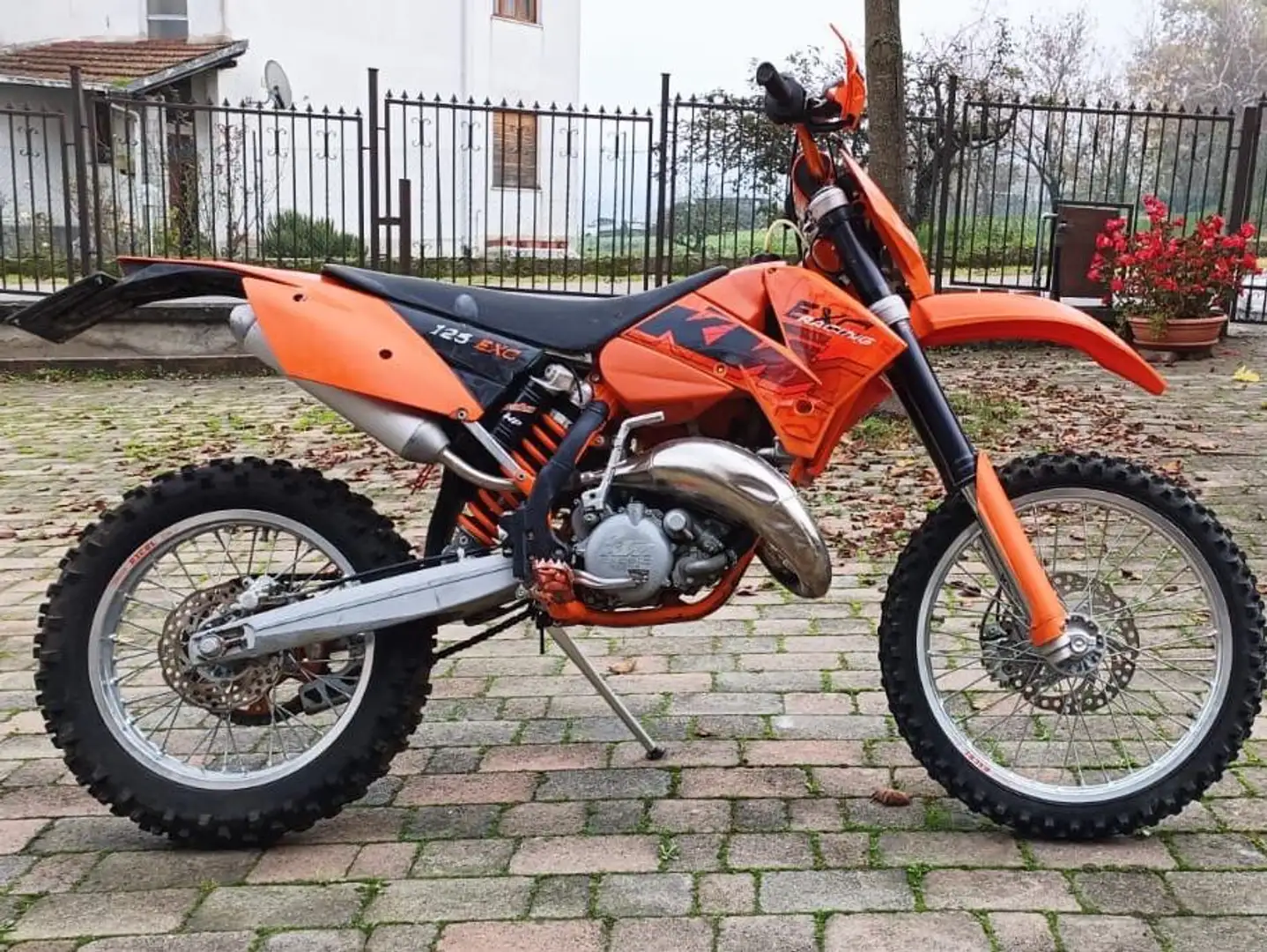 KTM 125 EXC Orange - 2