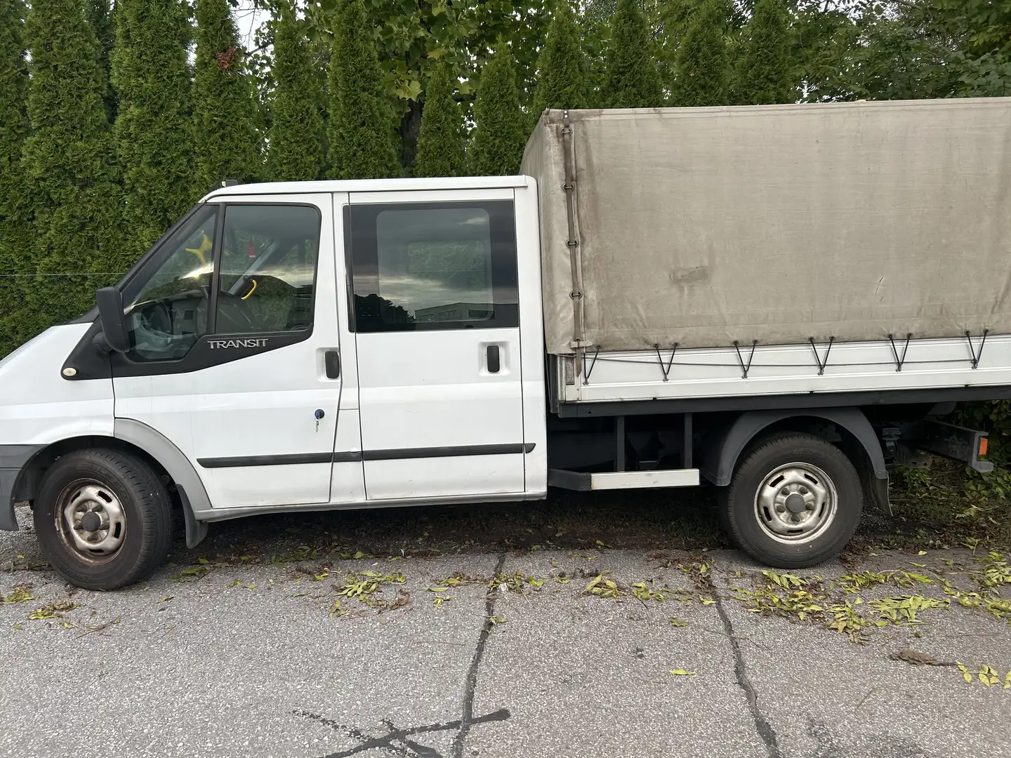 Ford Transit FT 350 M Doppelkabine Weiß - 2