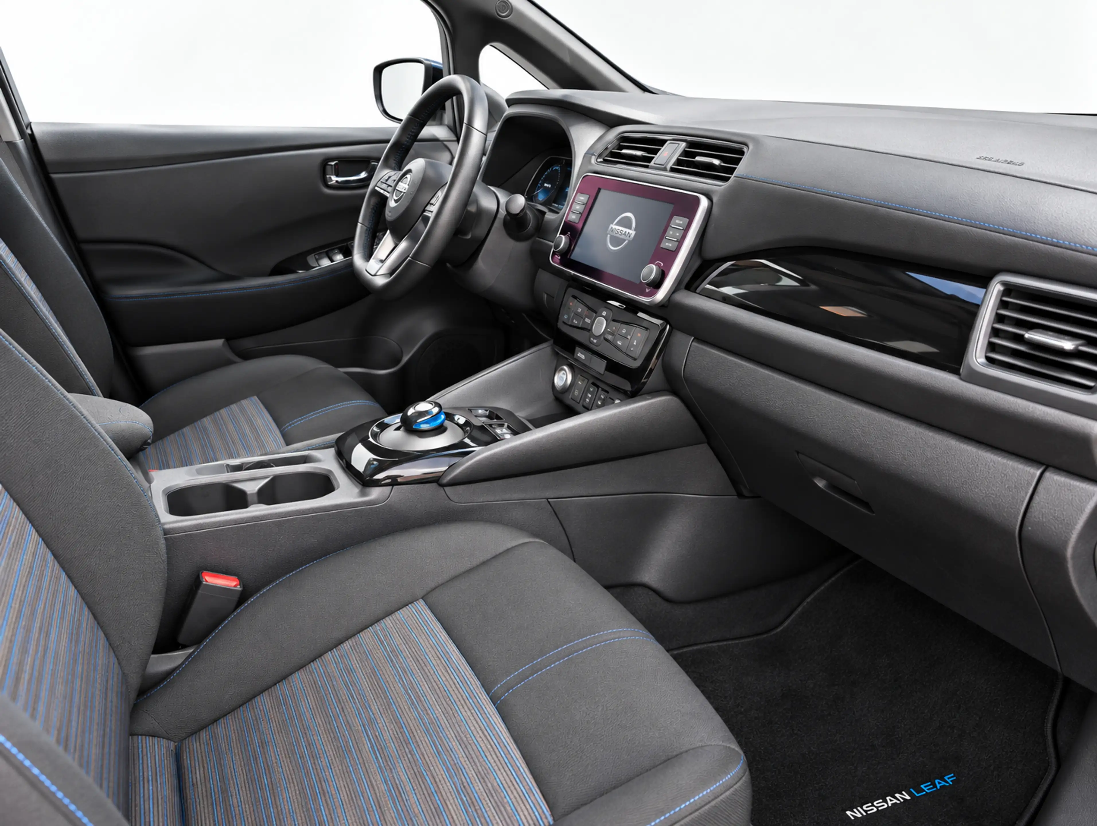 Nissan Leaf N-Connecta TÜV NEU/Service Neu/Top — photo 9