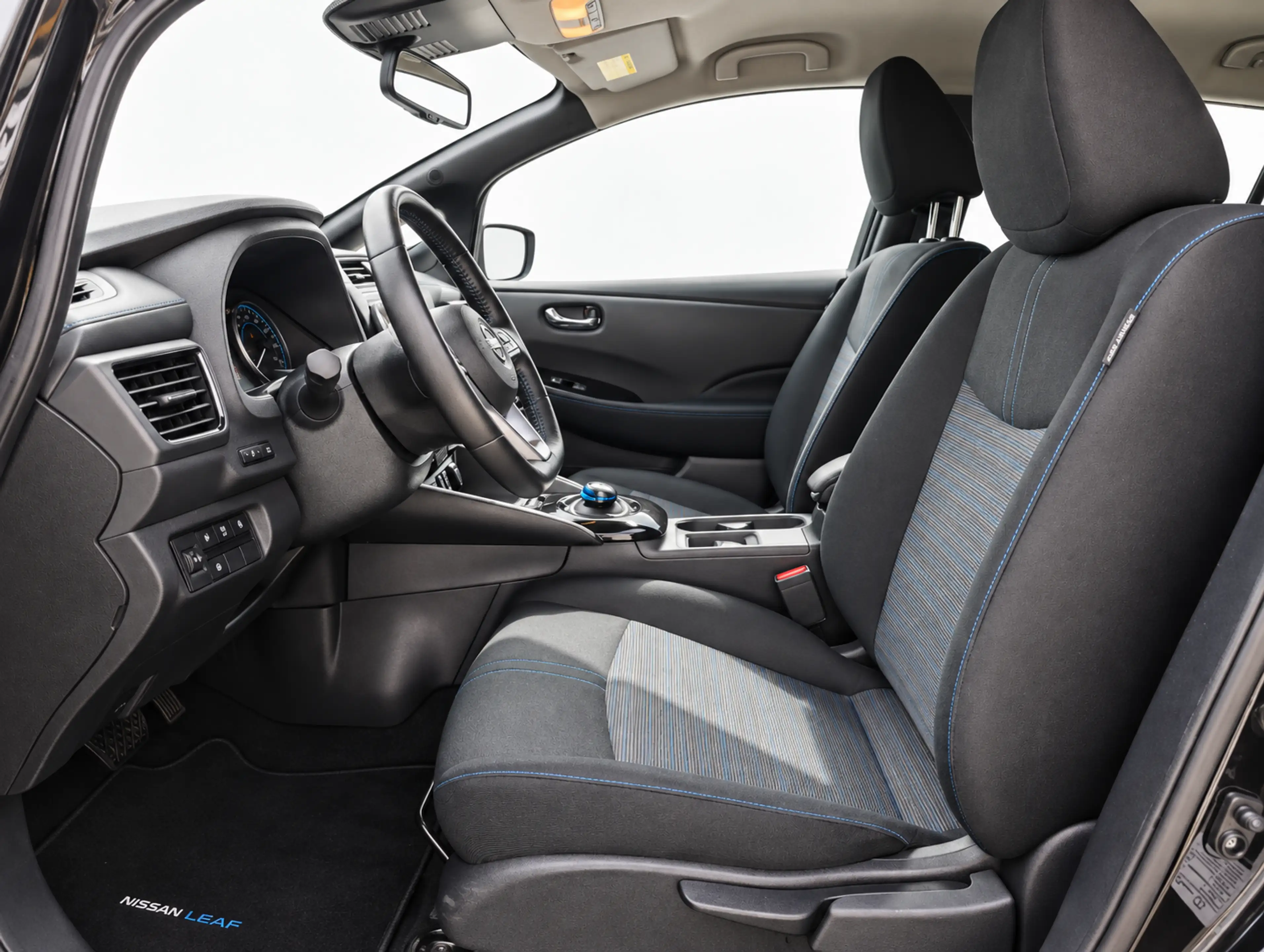 Nissan Leaf N-Connecta TÜV NEU/Service Neu/Top — photo 8