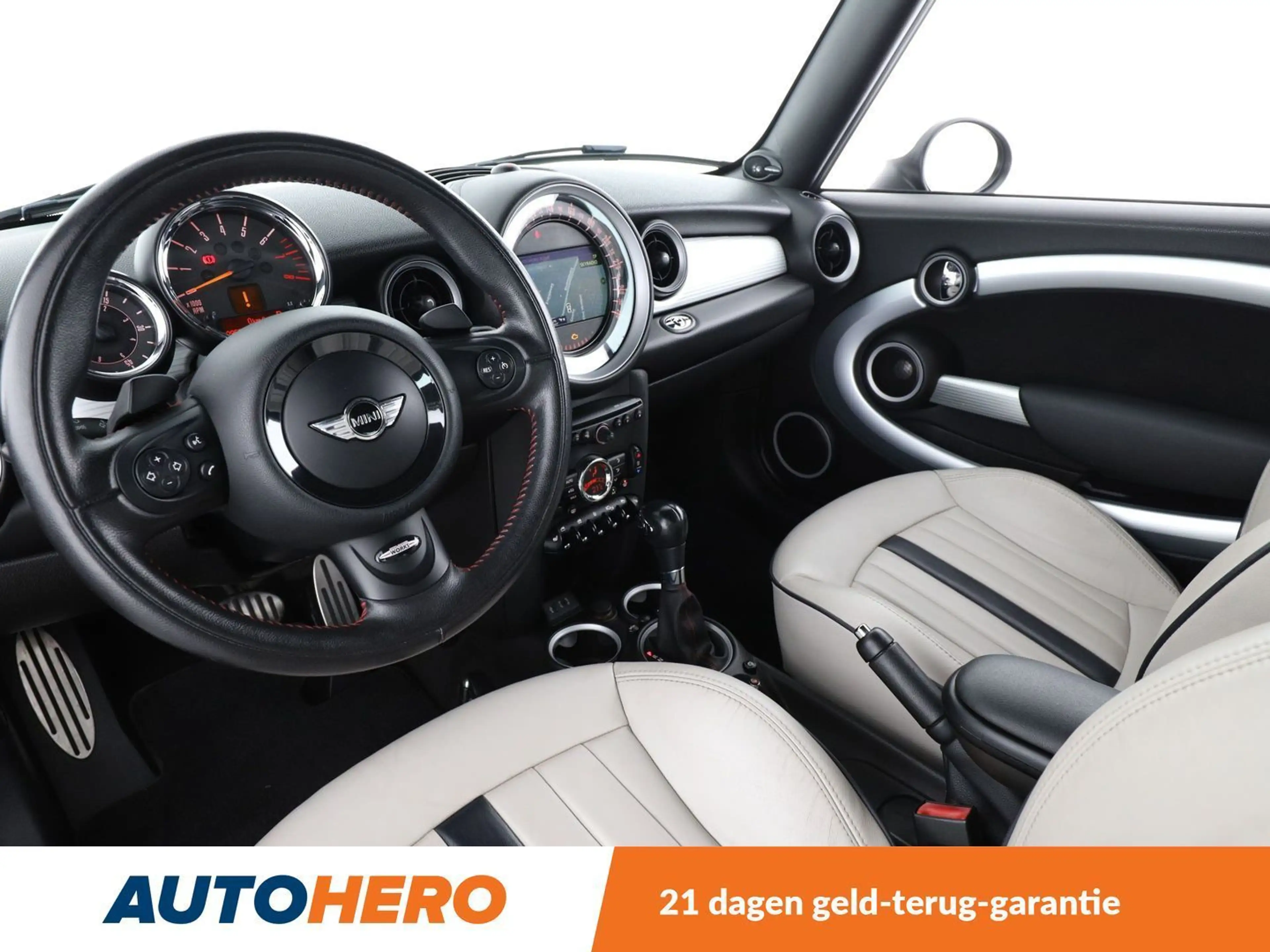 MINI John Cooper Works Cabrio John Cooper Works — photo 11