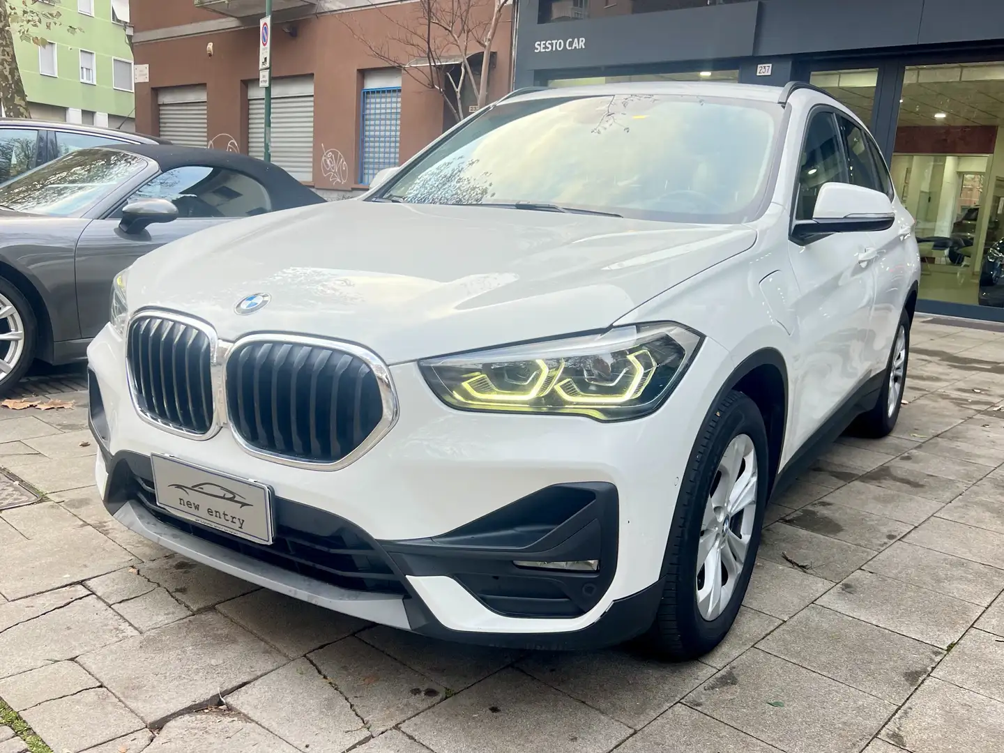 BMW X1 X1 F48 xdrive25e Business Advantage auto iva 22% Bianco - 1