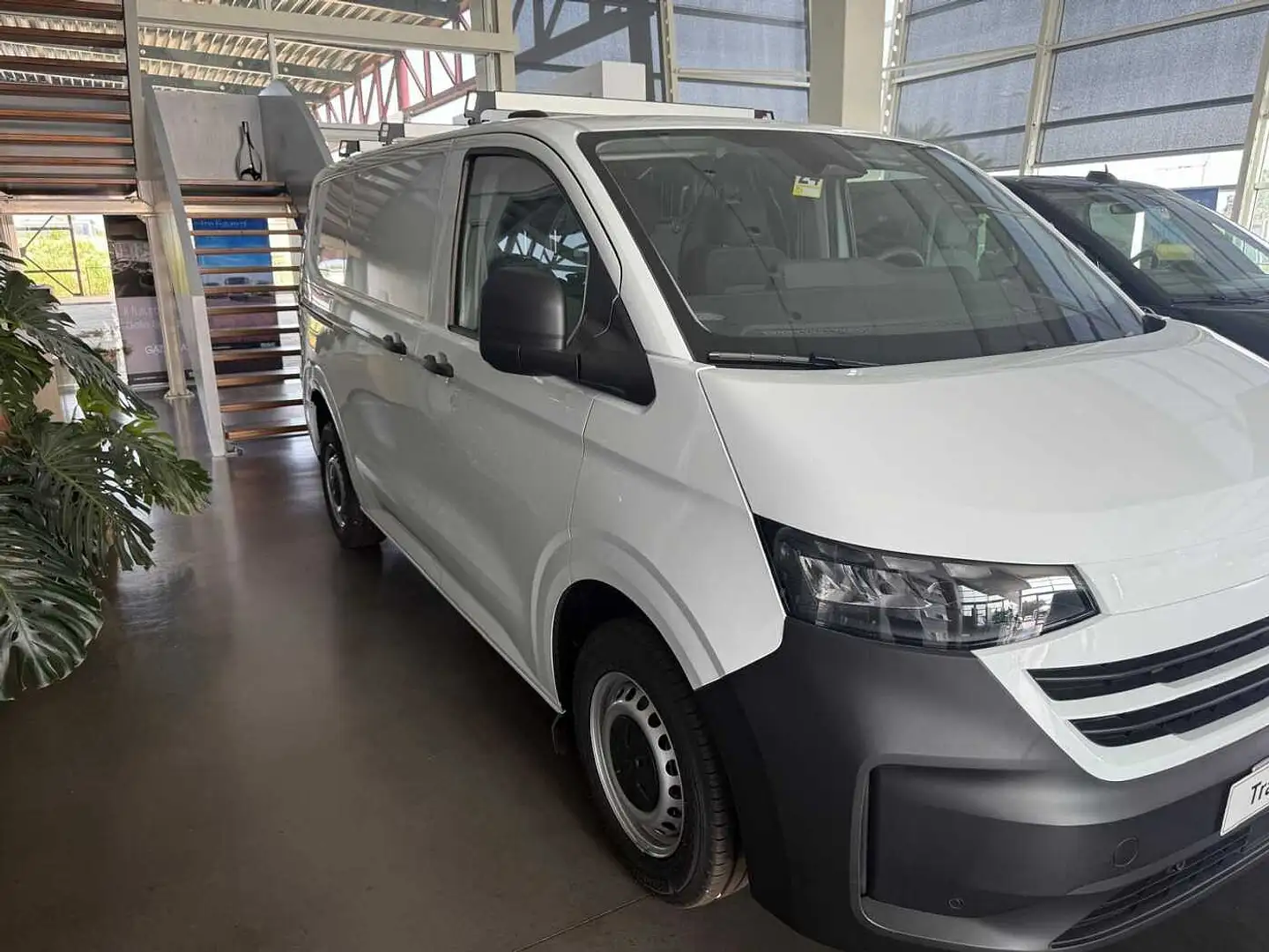 Volkswagen Transporter 2.0 TDI 150CV 4Motion PC Blanc - 2
