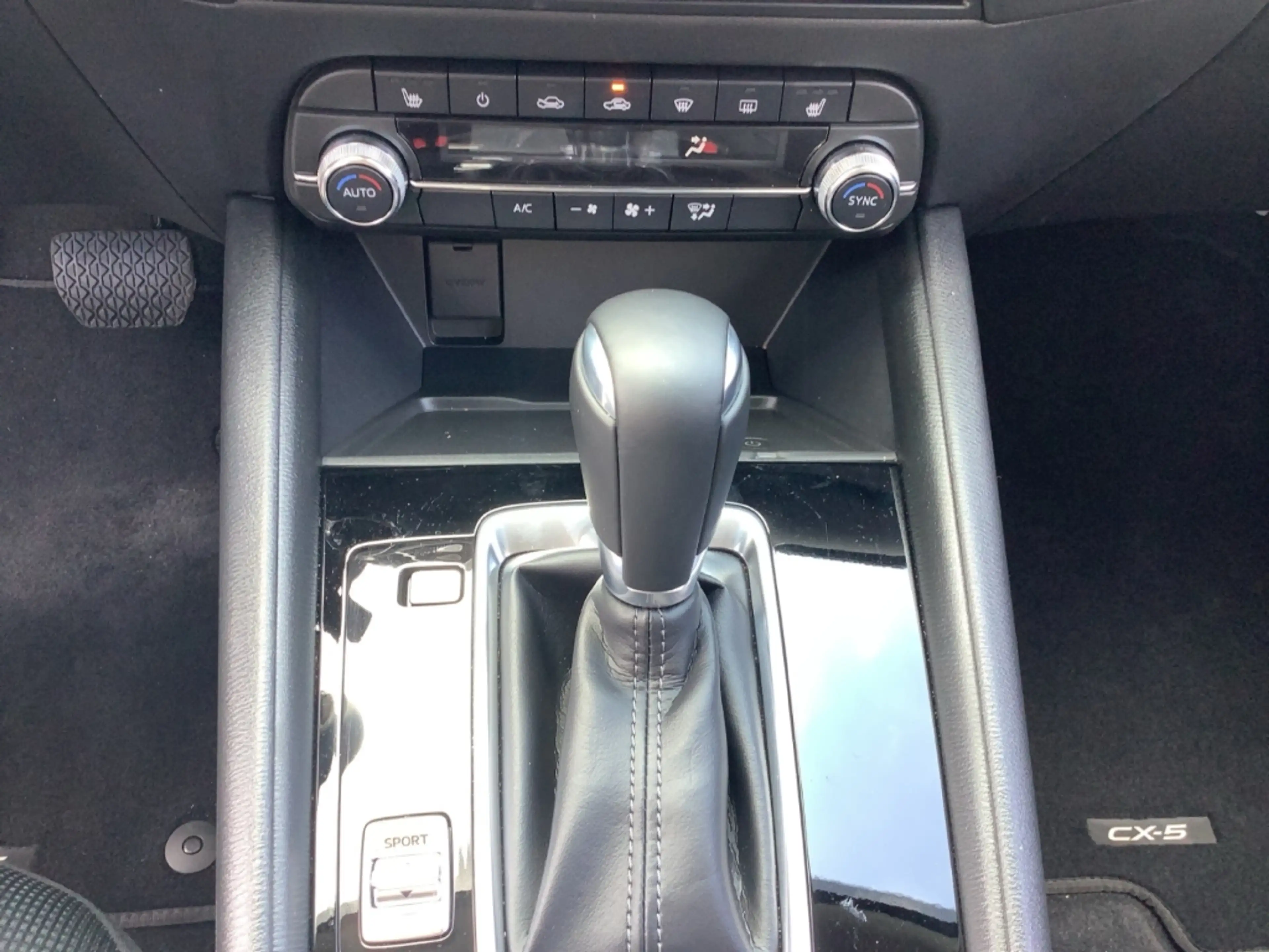 Mazda CX-5 SKY-G SOMO ADVANTAGE+GJ-RÄDER !! — photo 13