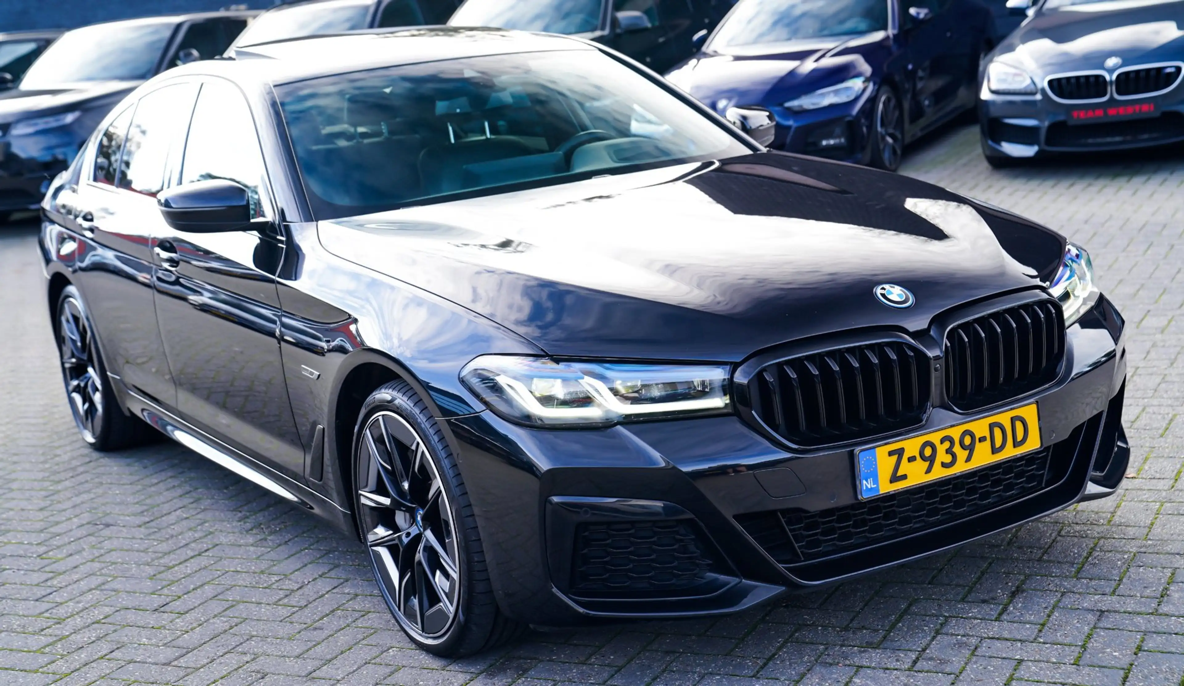 BMW 545 5-serie 545e xDrive High Executive | Harman/Kardon — photo 12
