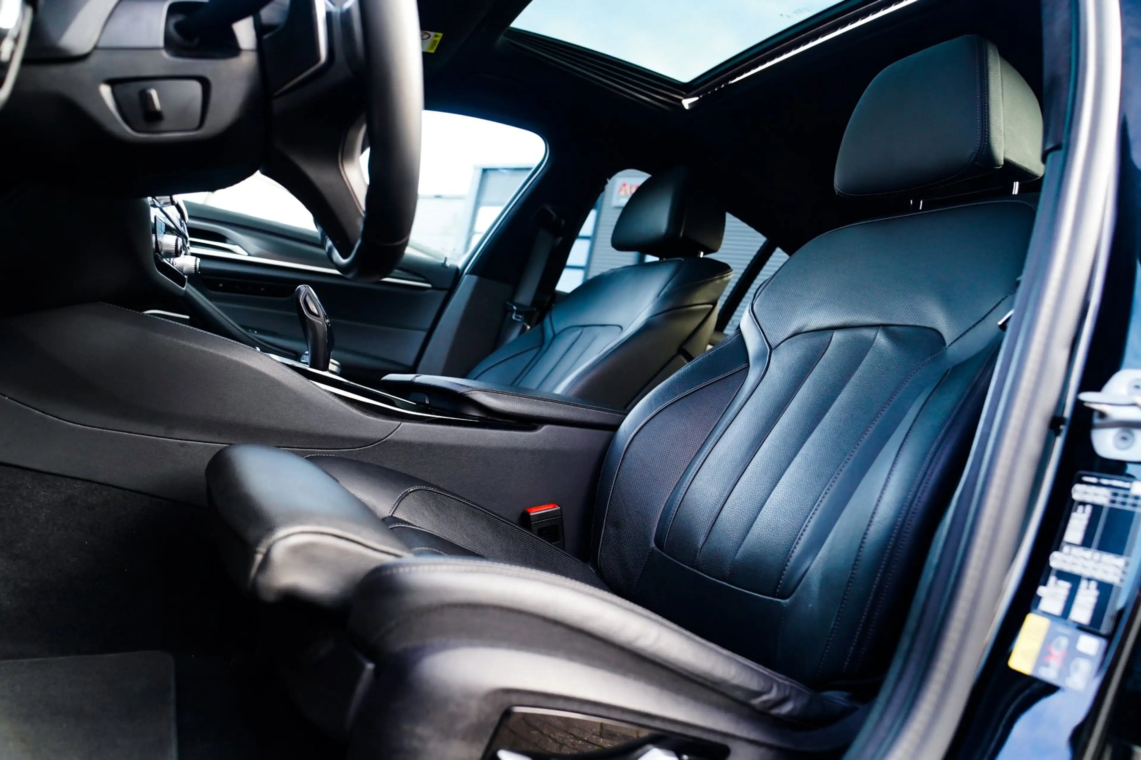 BMW 545 5-serie 545e xDrive High Executive | Harman/Kardon — photo 32