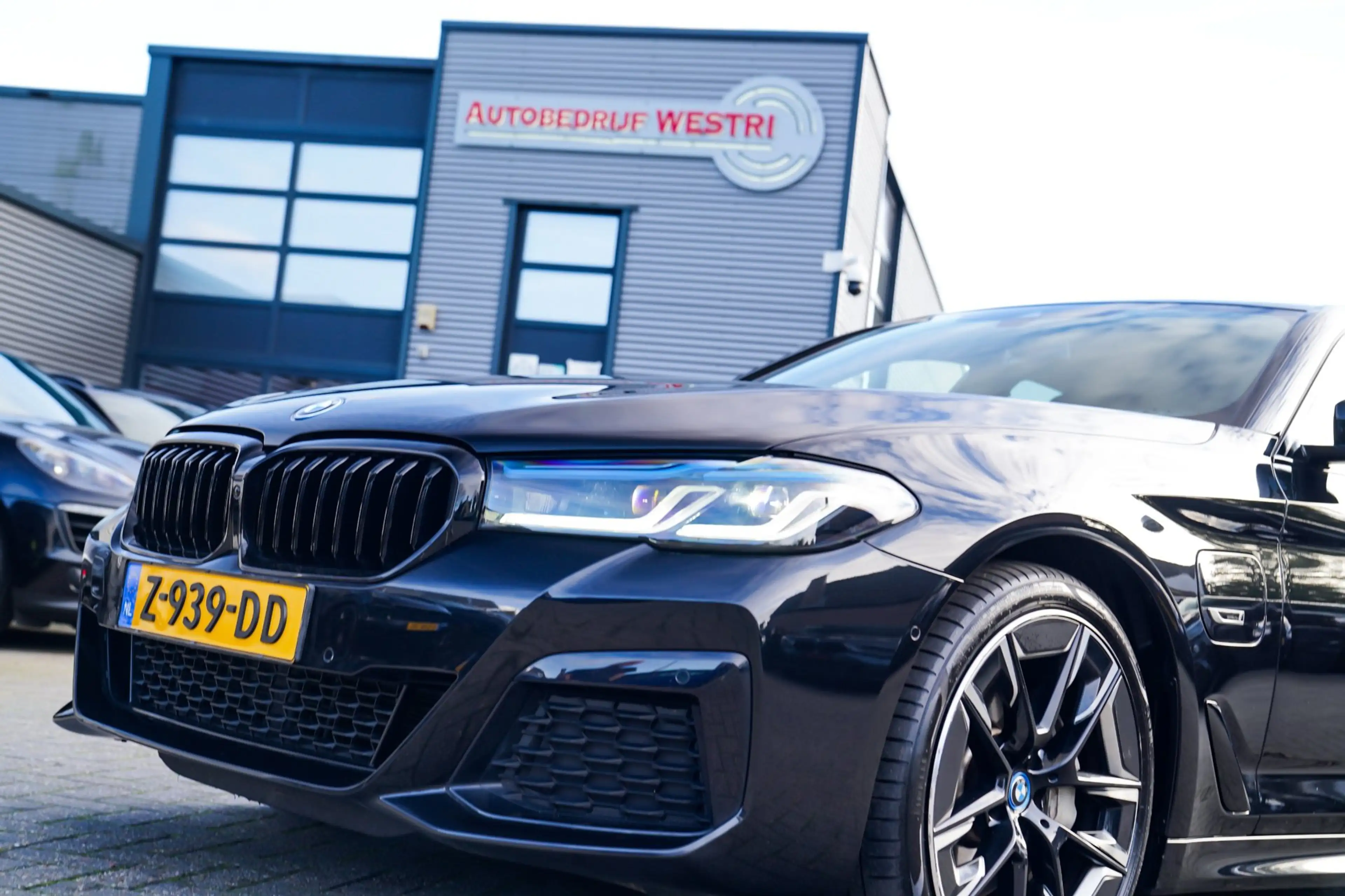 BMW 545 5-serie 545e xDrive High Executive | Harman/Kardon — photo 8