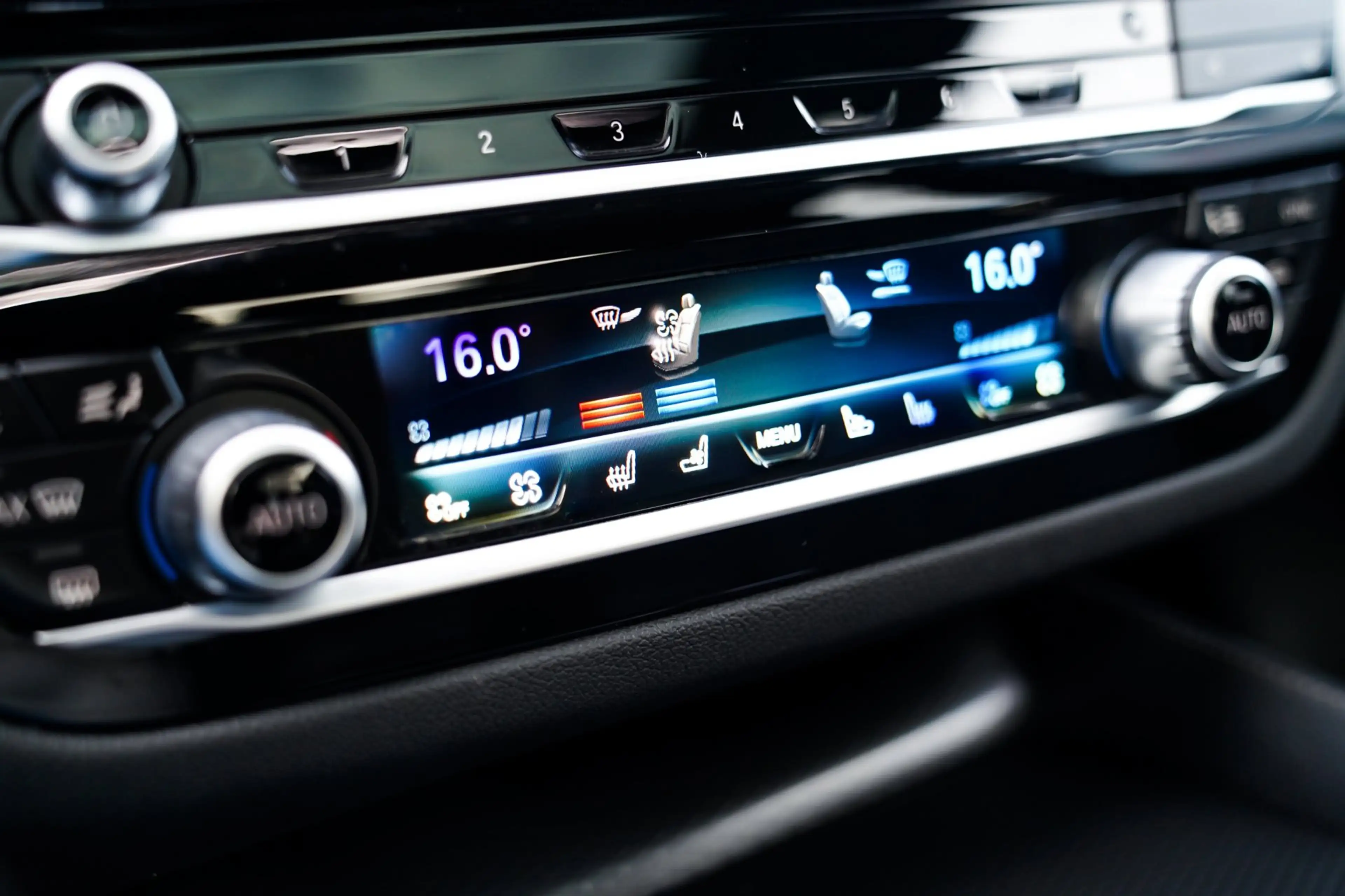 BMW 545 5-serie 545e xDrive High Executive | Harman/Kardon — photo 45