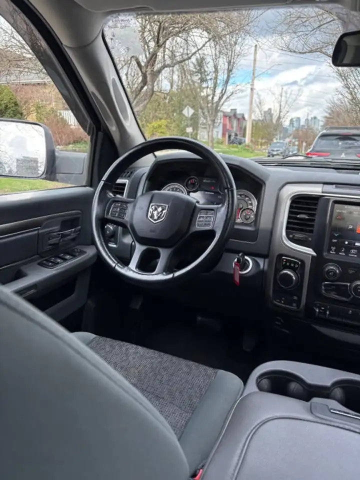 RAM 1500 снимка RAM 1500