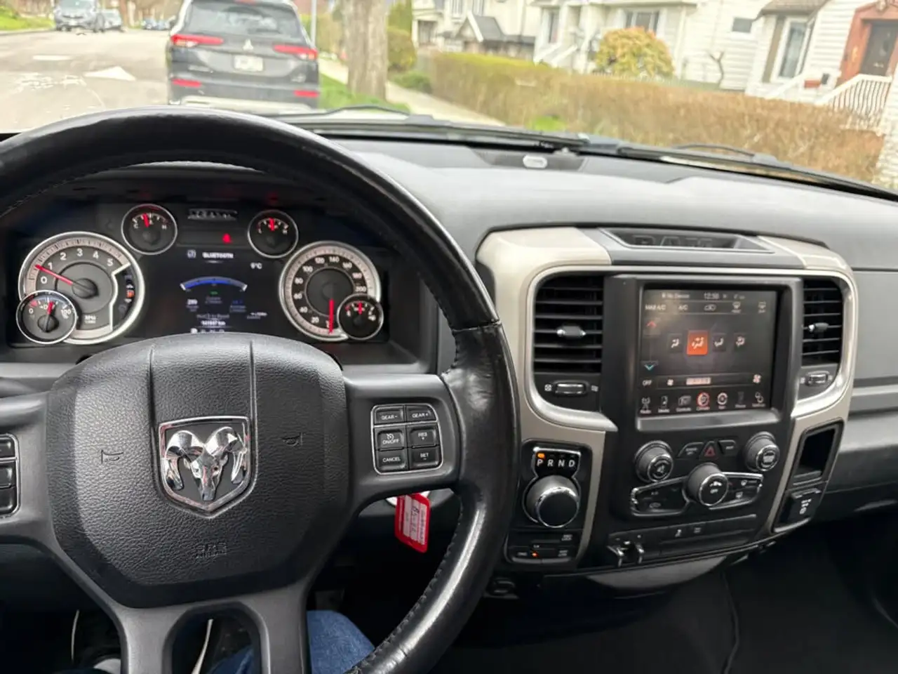 RAM 1500 снимка RAM 1500