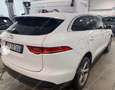 Jaguar F-Pace 2.0d 180cv TETTO PANORAMICO Blanc - thumbnail 4