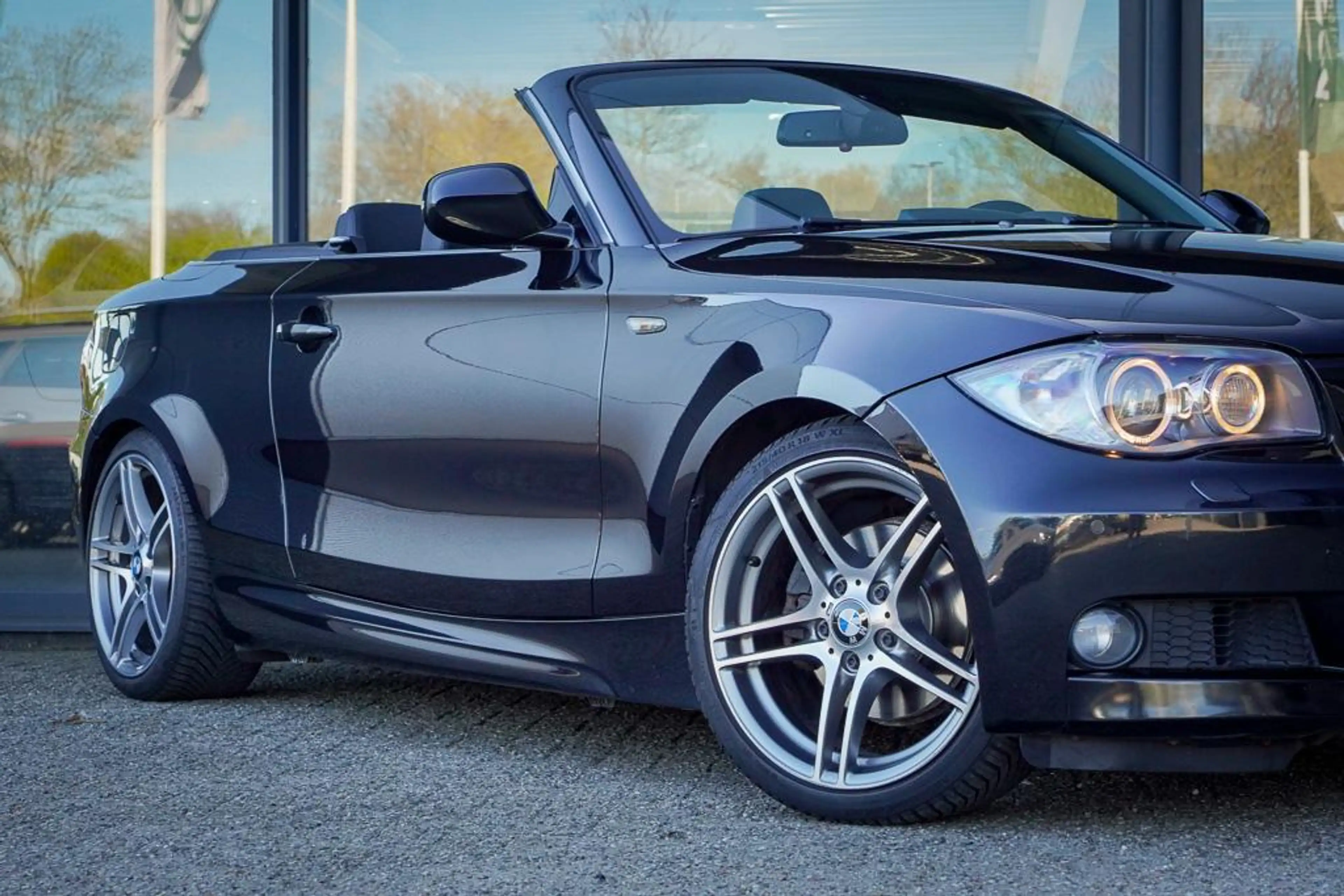 BMW 125 1-serie Cabrio 125i High Executive / M-Sport / Led — photo 29