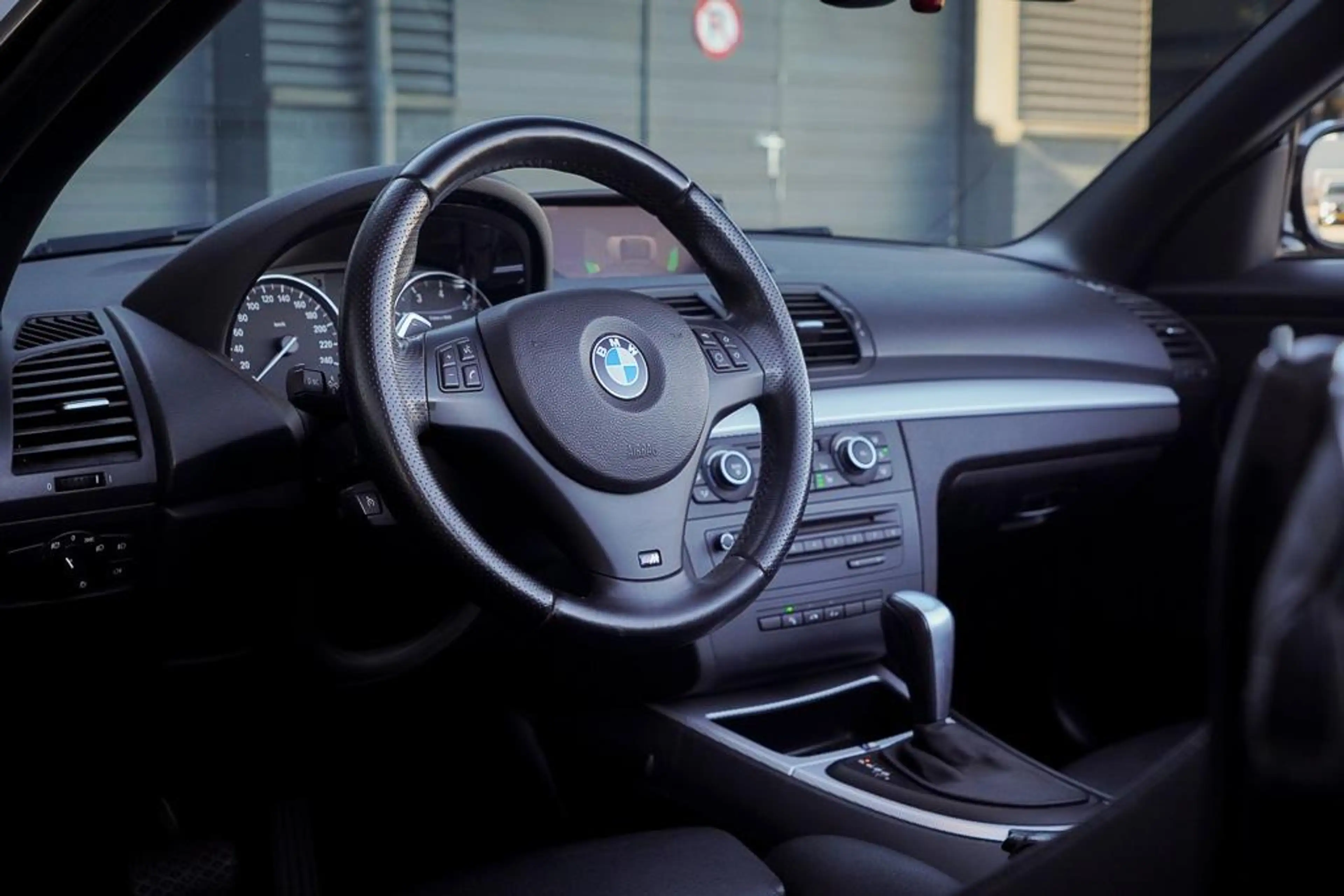 BMW 125 1-serie Cabrio 125i High Executive / M-Sport / Led — photo 6