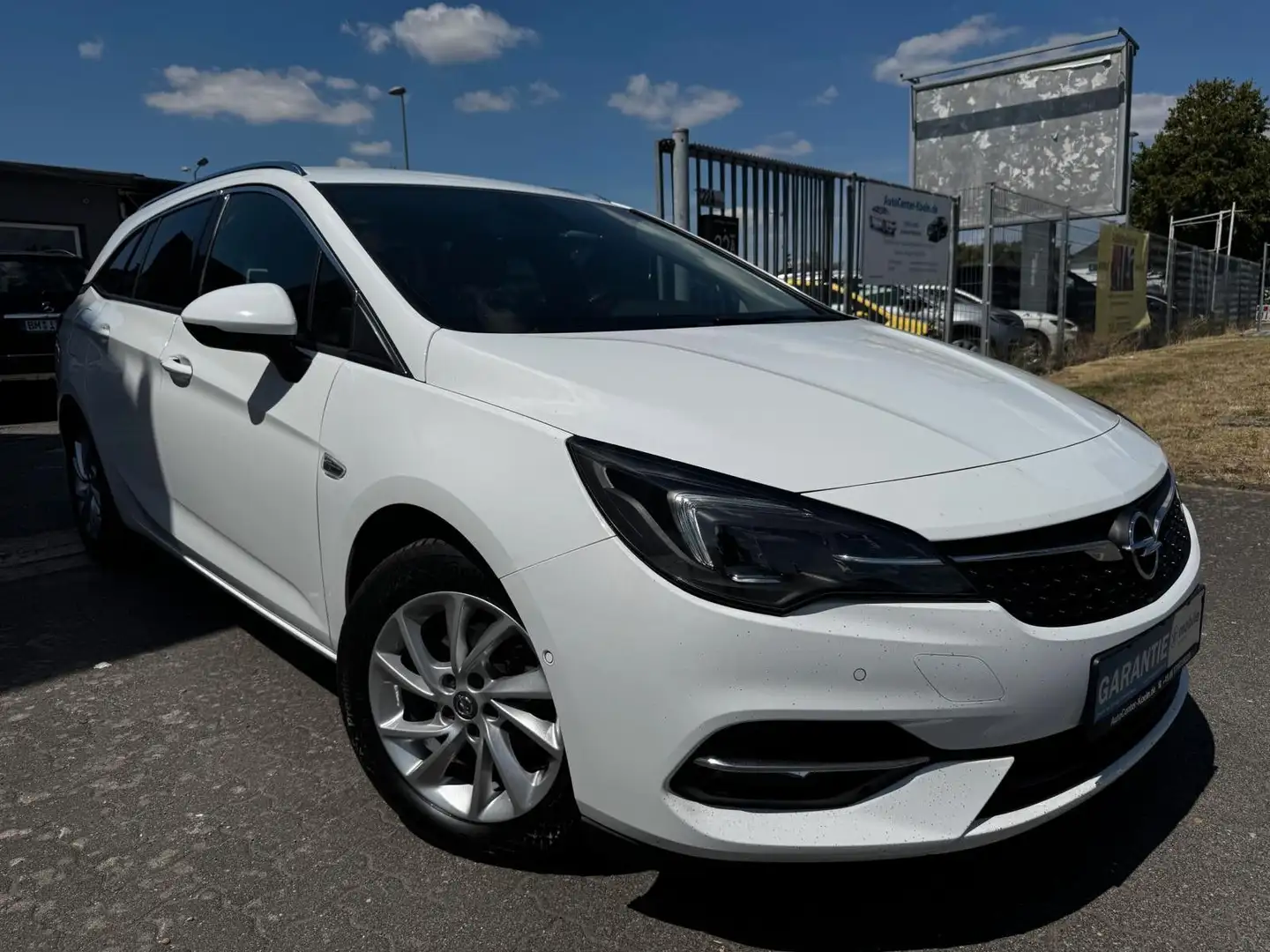 Opel Astra 1.5 ST Elegance LED.Leder.Kamer.AHK.1-Hand Blanco - 1