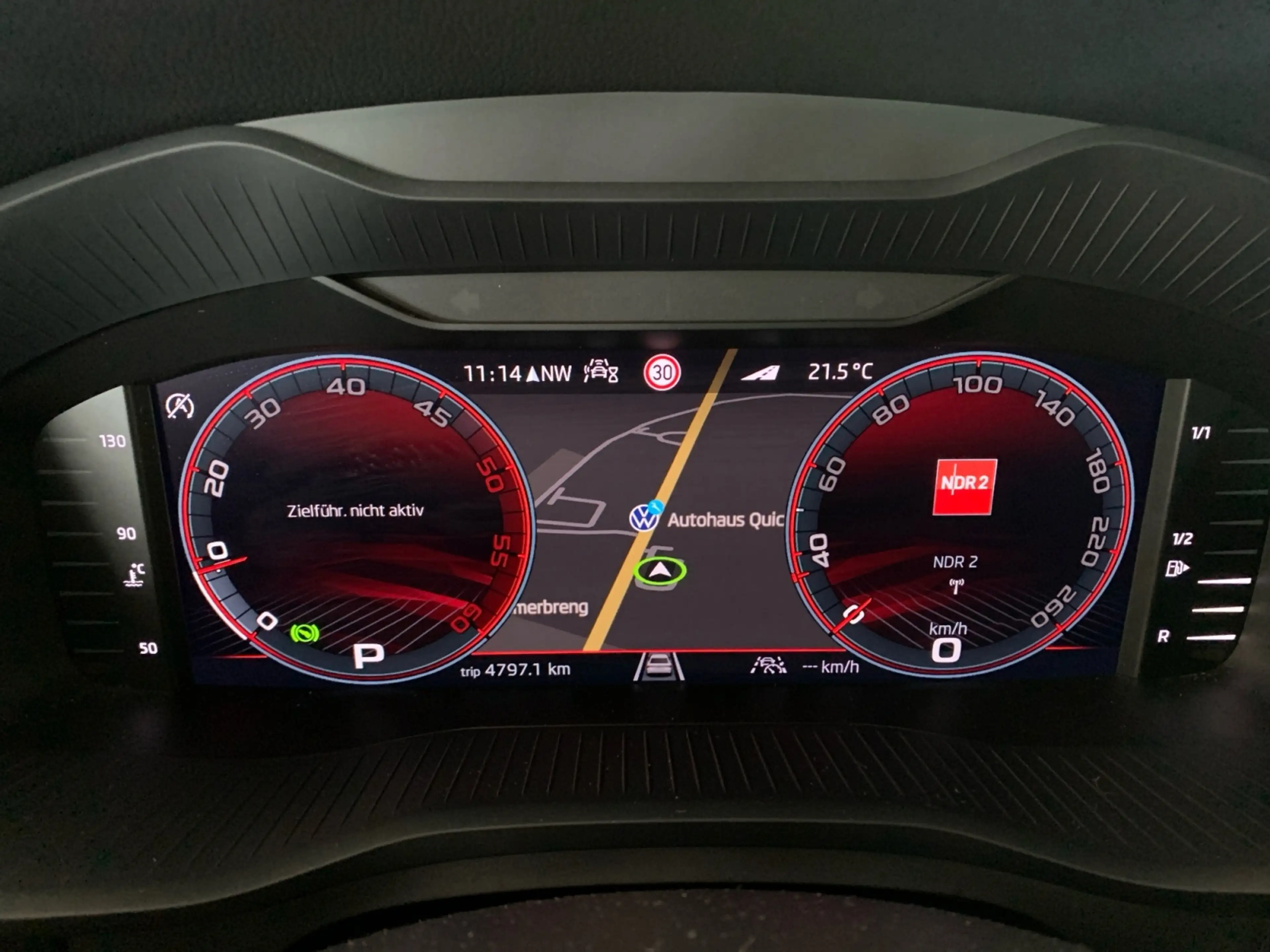 Skoda Kodiaq Sportline 2.0 TDI 4x4 AHK PANO APP NAVI KAMERA — photo 15