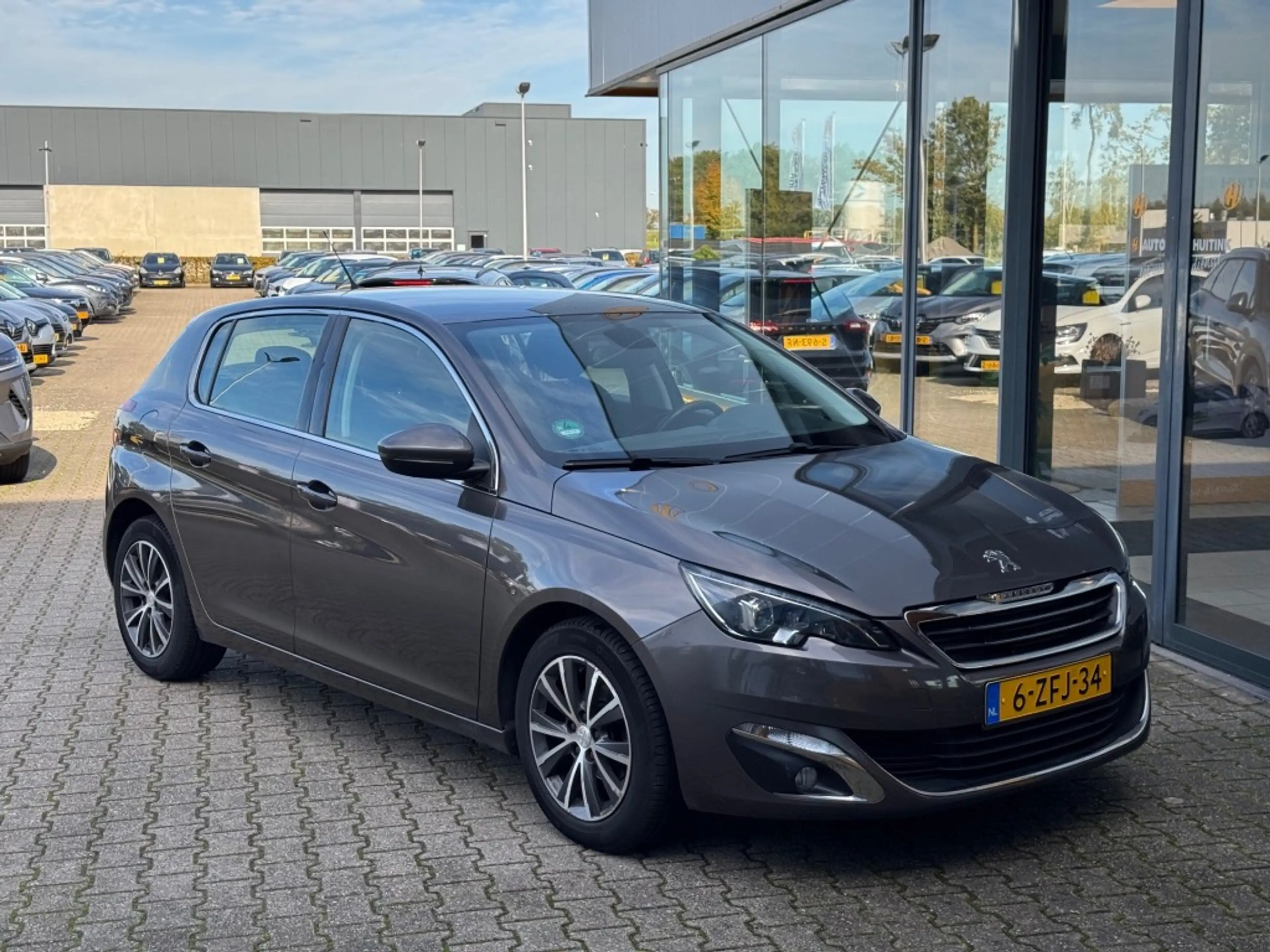 Peugeot 308 1.2 PureTech Allure - 1e eigenaar - volledig onder — photo 6