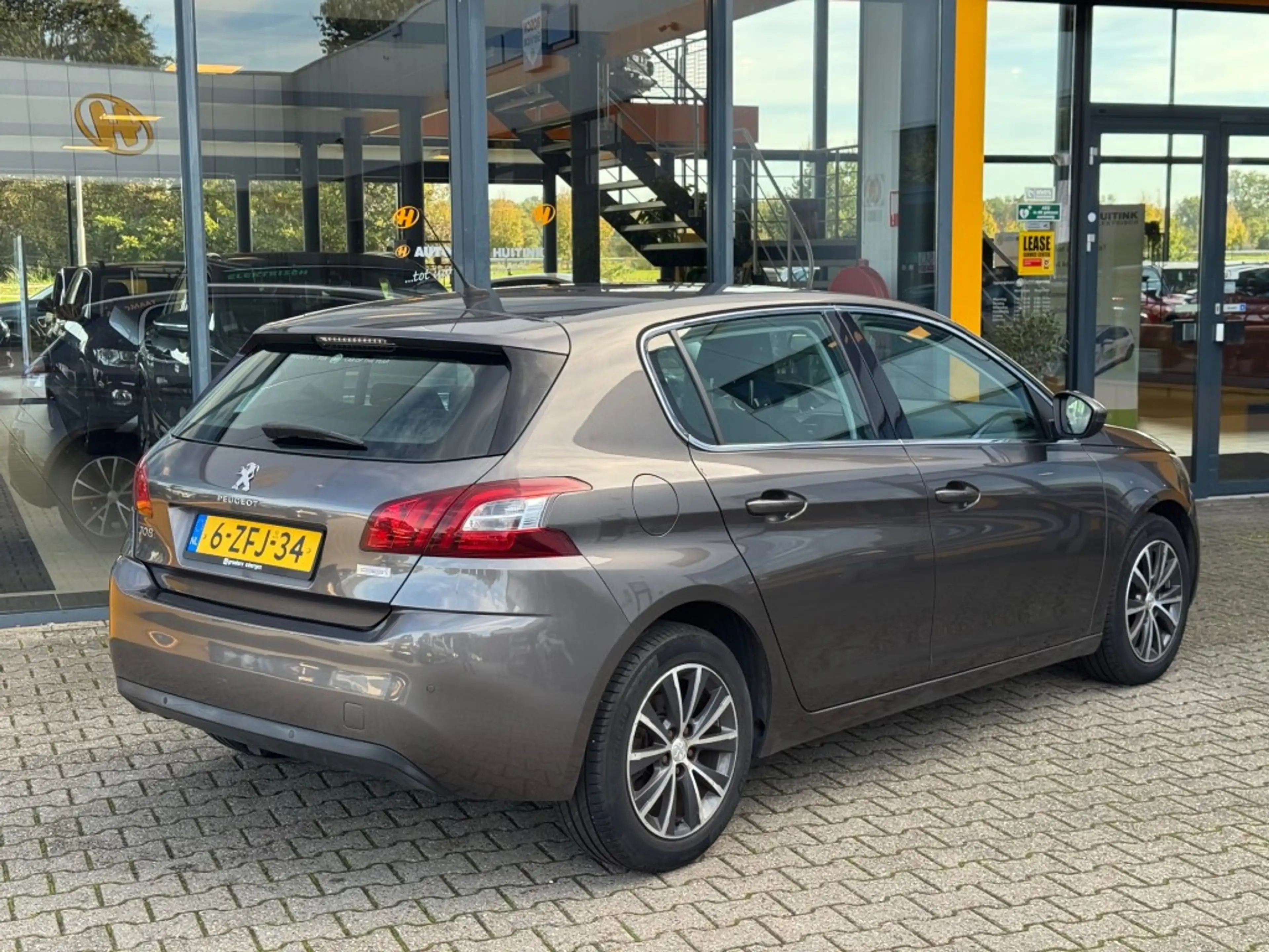Peugeot 308 1.2 PureTech Allure - 1e eigenaar - volledig onder — photo 4