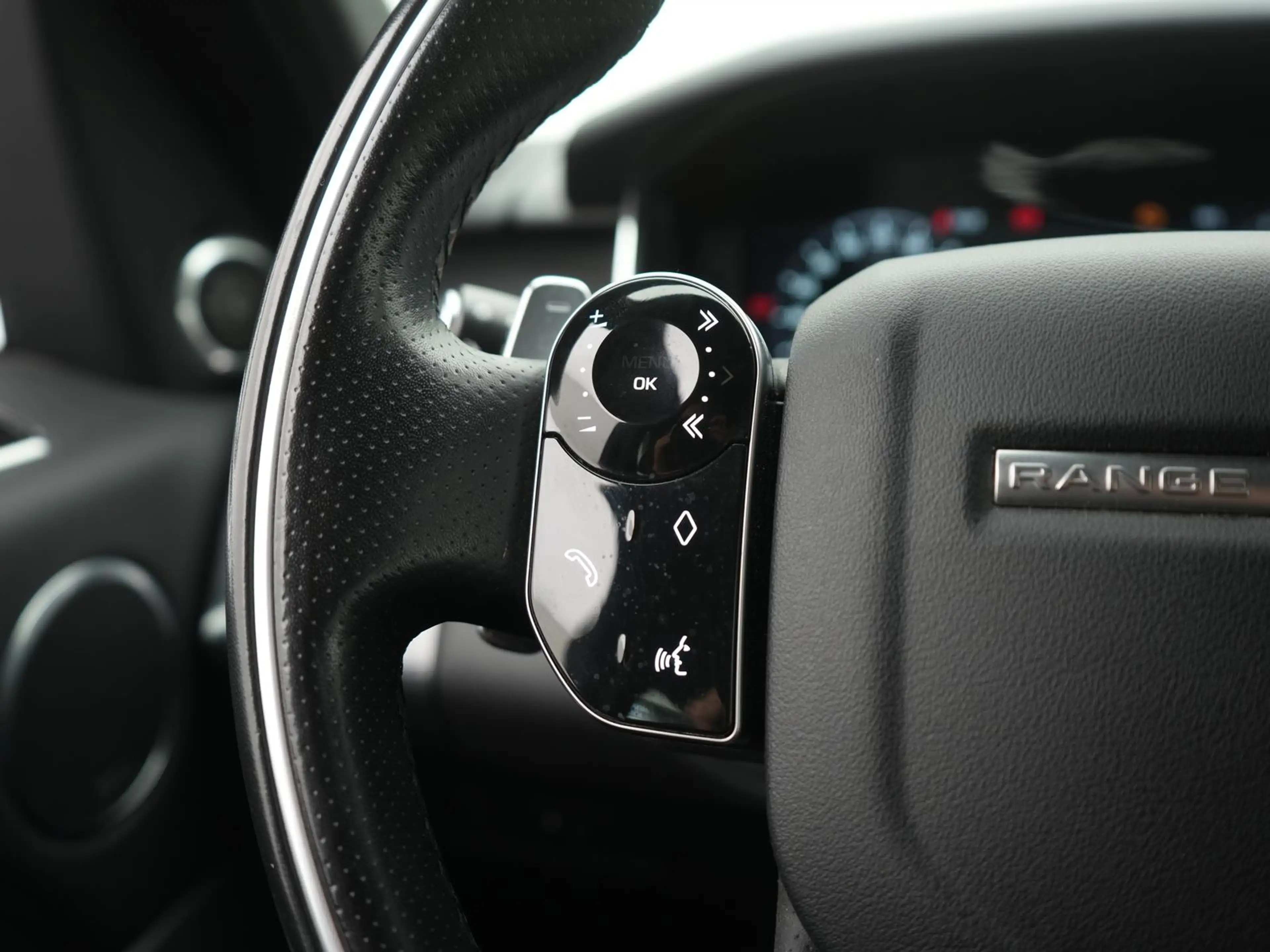 Land Rover Range Rover Sport HSE Dynamic MERIDIAN,PANO,MEMO — photo 12