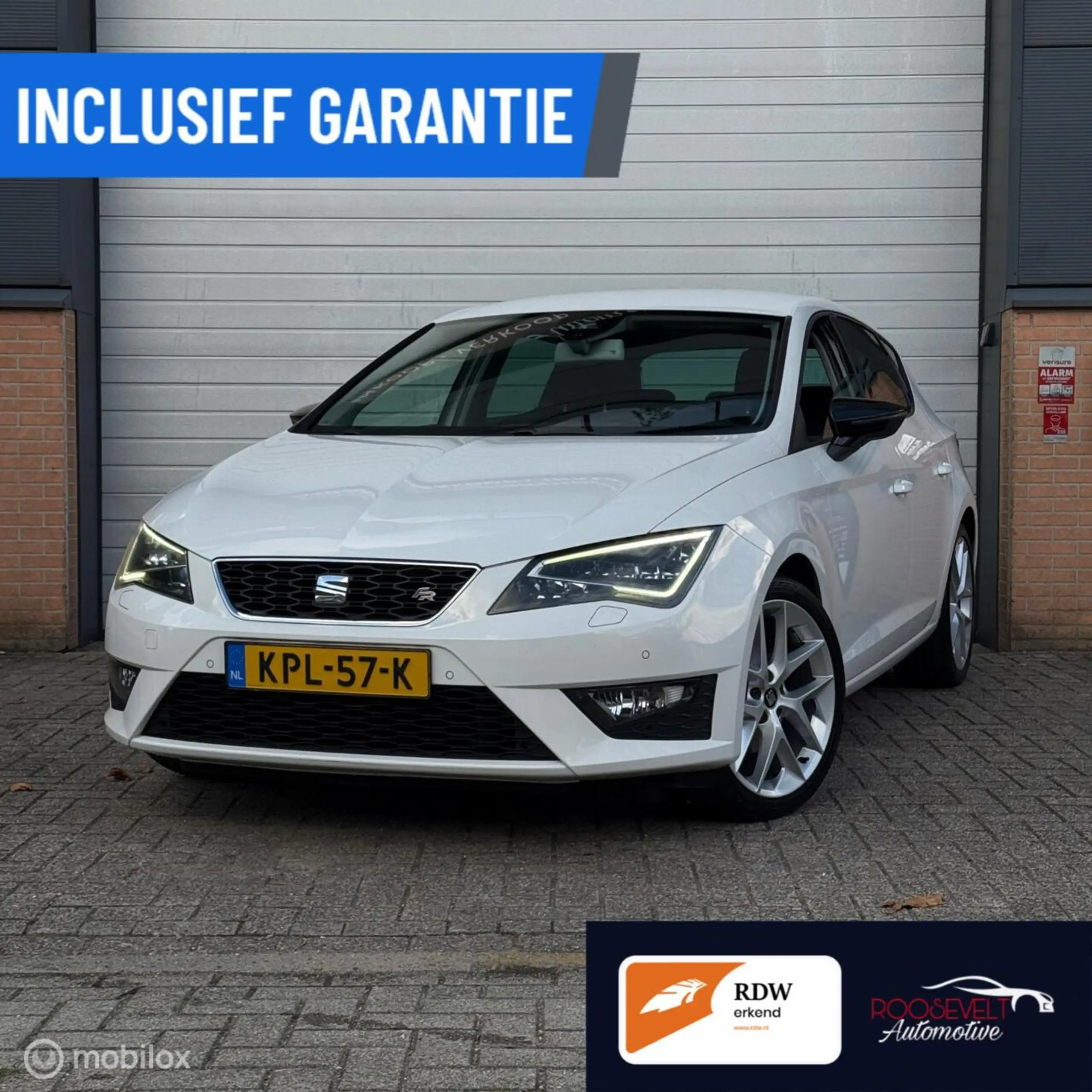 SEAT Leon 1.4 TSI ACT FR Dynamic / SEAT SOUND / LANE ASSIST