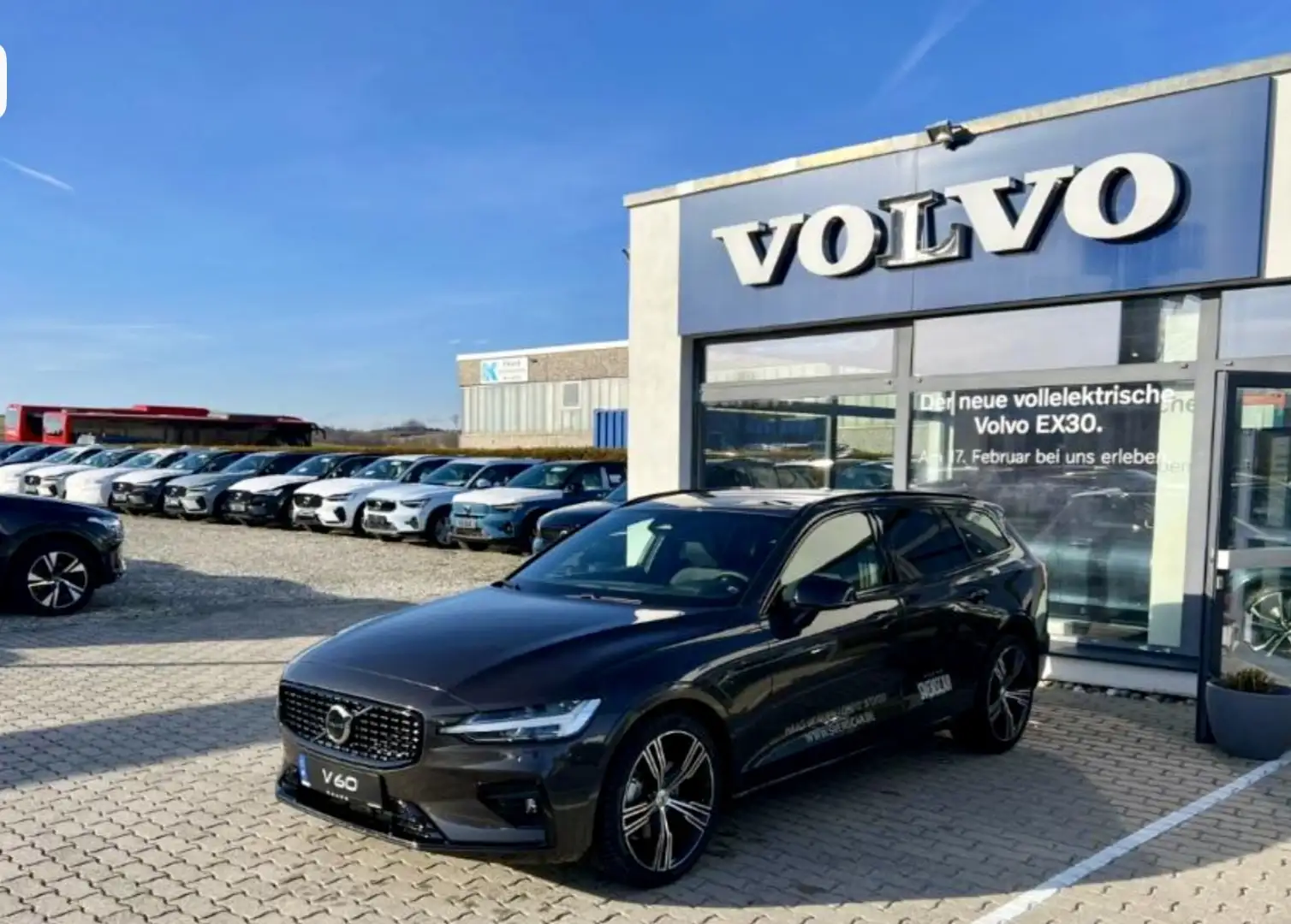 Volvo V60 B4Plus Dark/Standheizung Grau - 1