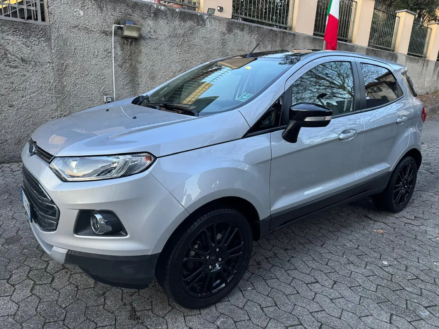 Ford EcoSport EcoSport 1.5 tdci Titanium 95cv E6*CLIMA*CERCHI Argento - 1