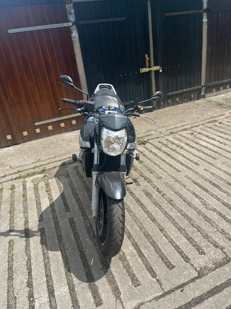 Suzuki GSR 600 Blue - 2