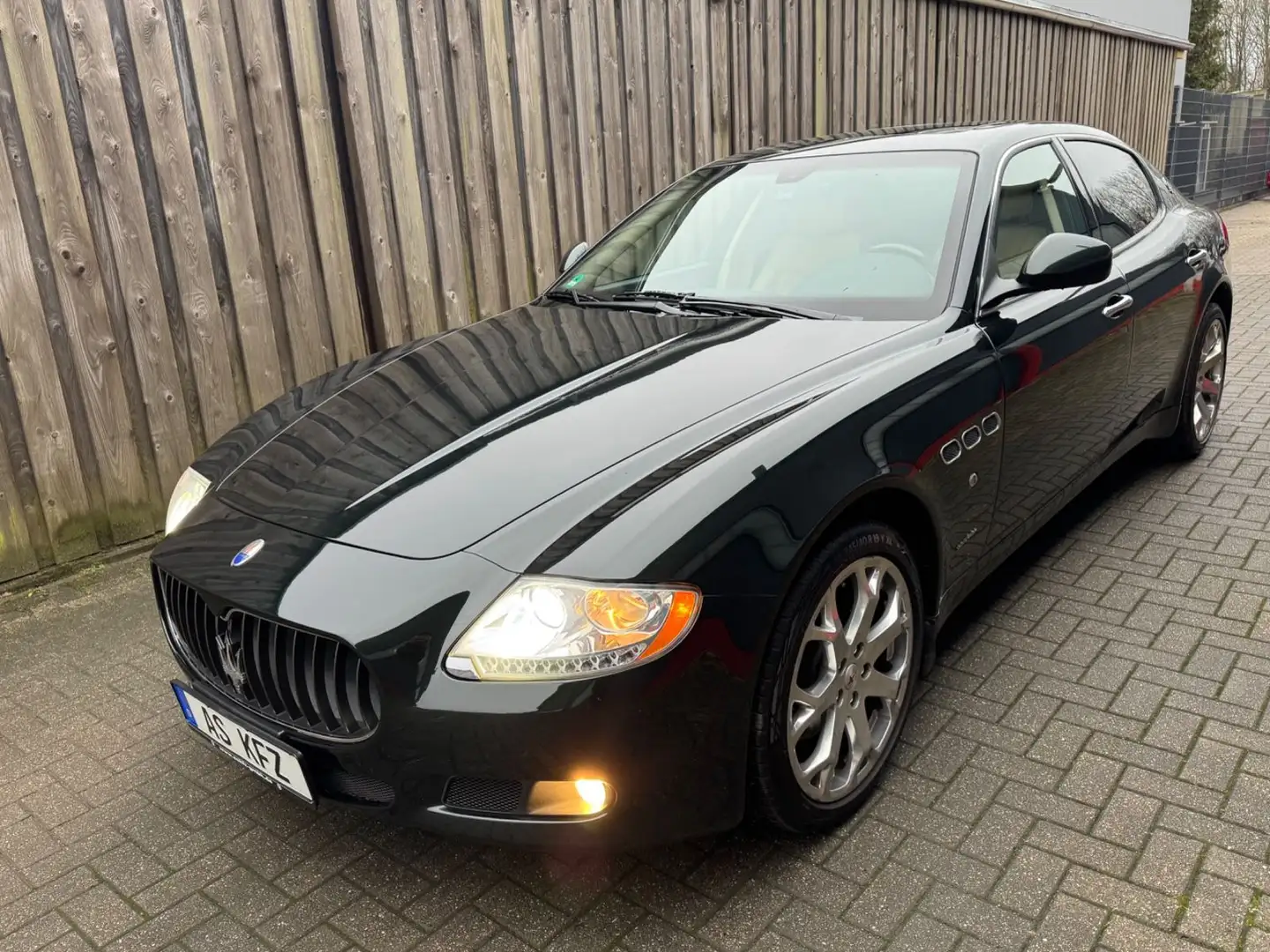Maserati Quattroporte ZF Getriebe Scheckheftgepflegt Zelená - 1